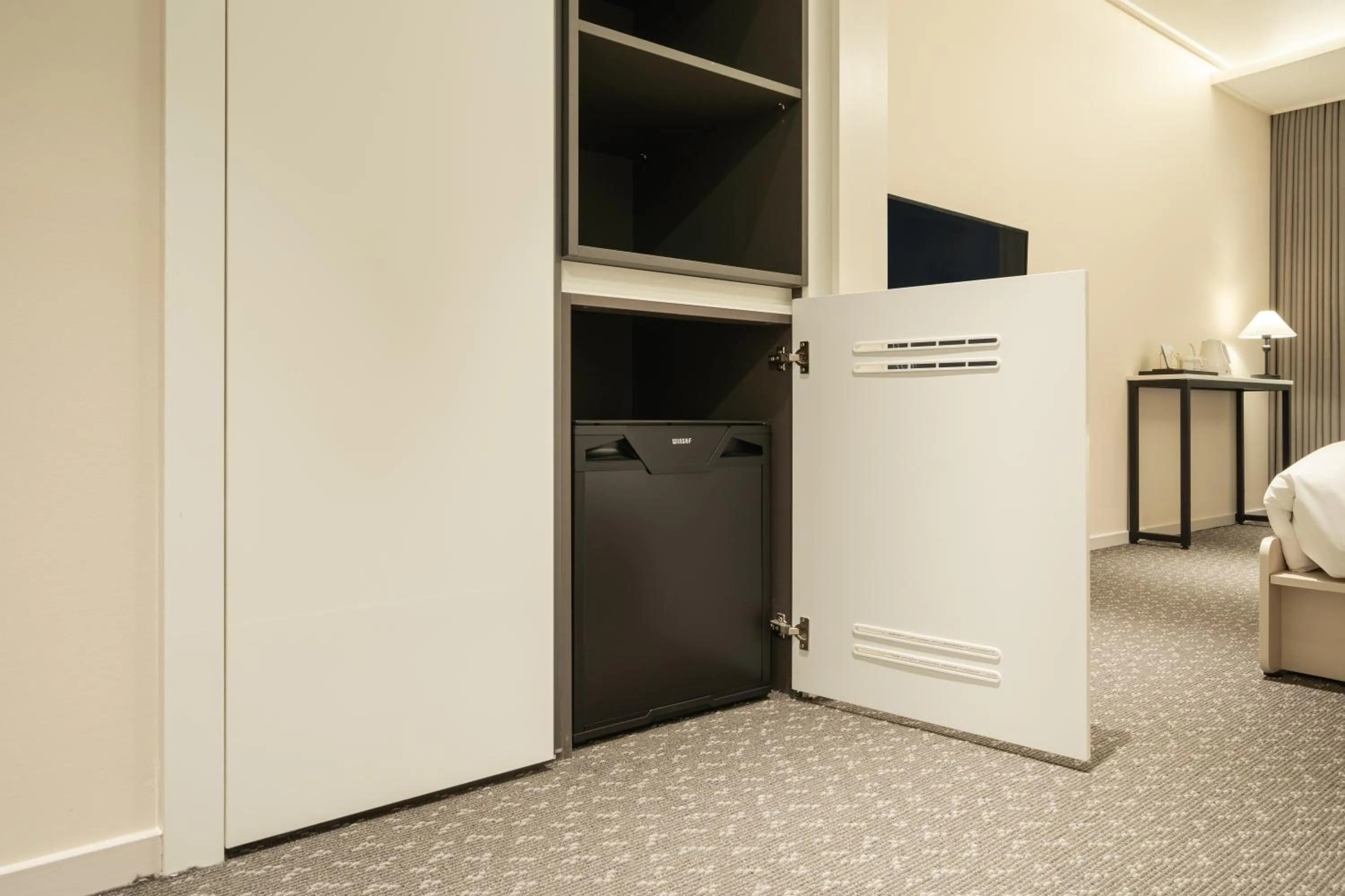 Photo of the whole room in Urbanstay Naksan Beach