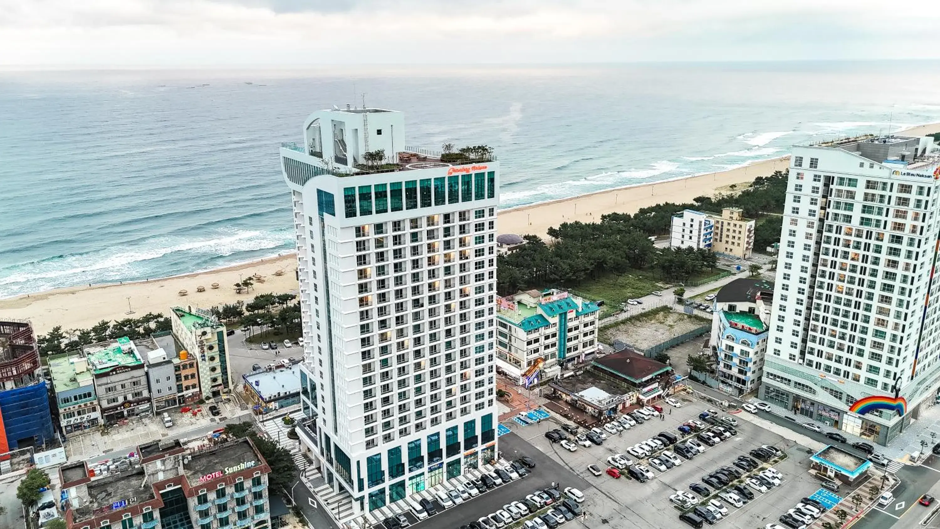 Property building in Urbanstay Naksan Beach Property building in Urbanstay Naksan Beach