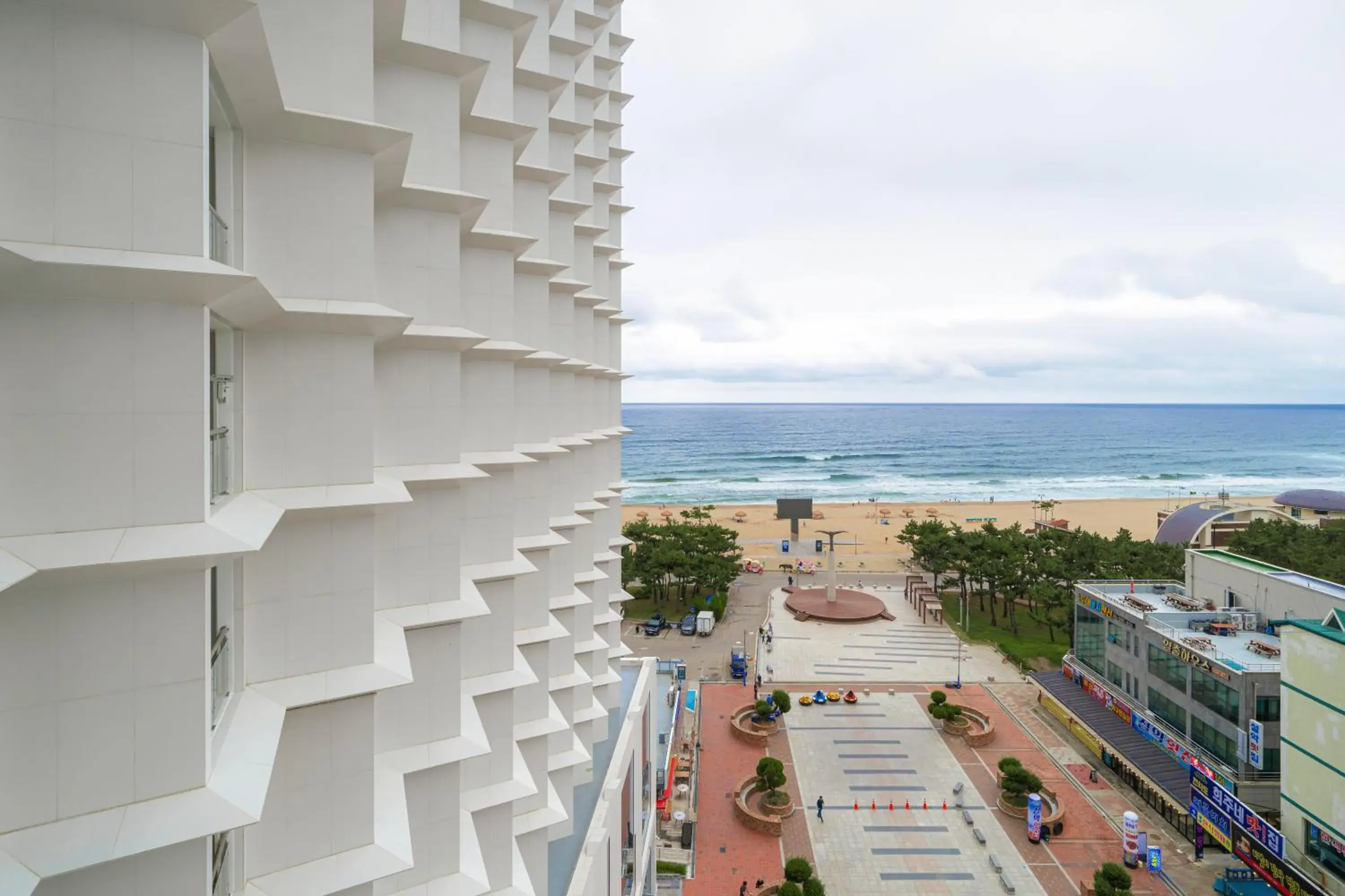 Sea view in Urbanstay Naksan Beach Sea view in Urbanstay Naksan Beach