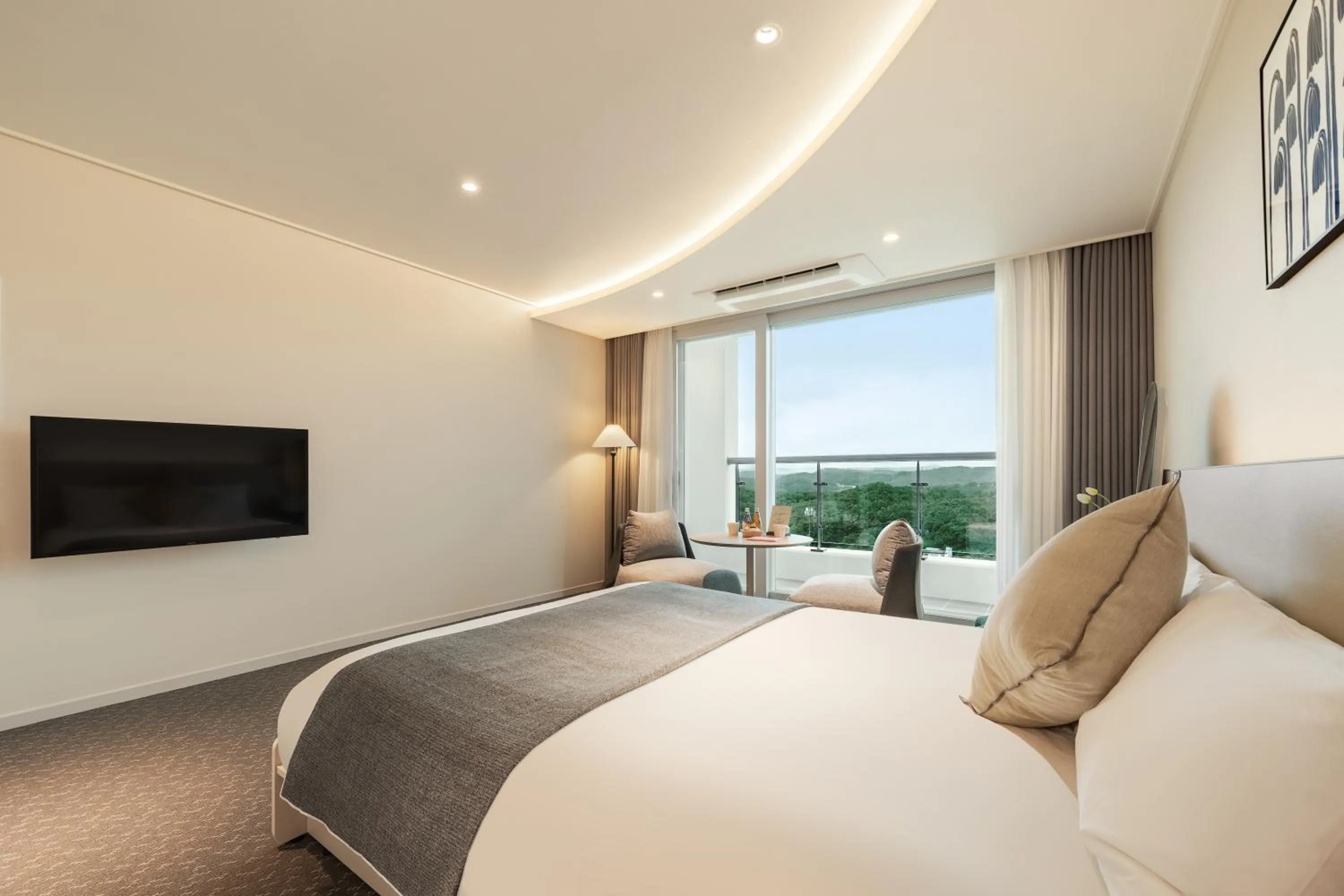 Bed in Urbanstay Naksan Beach