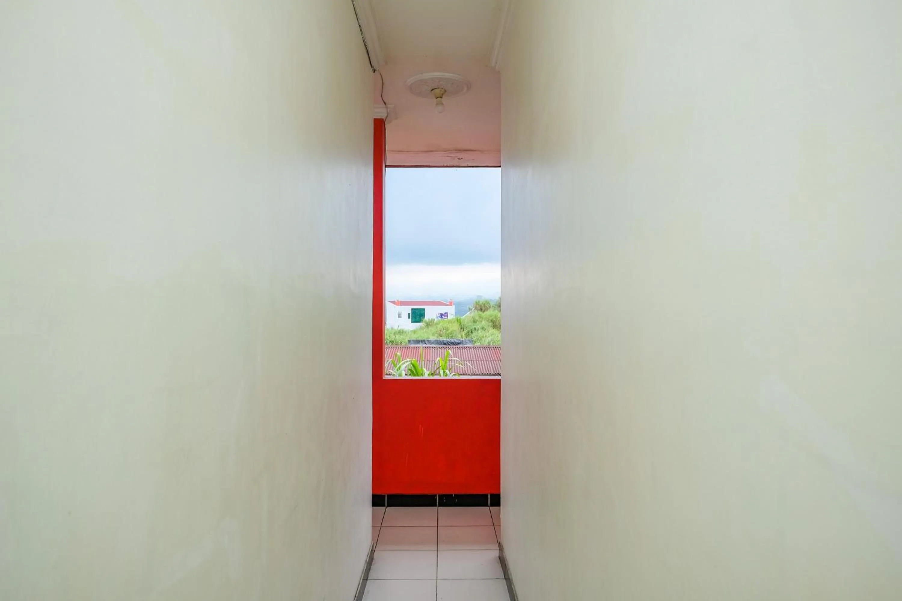 RedDoorz Syariah near Alun Alun Wonosobo 4