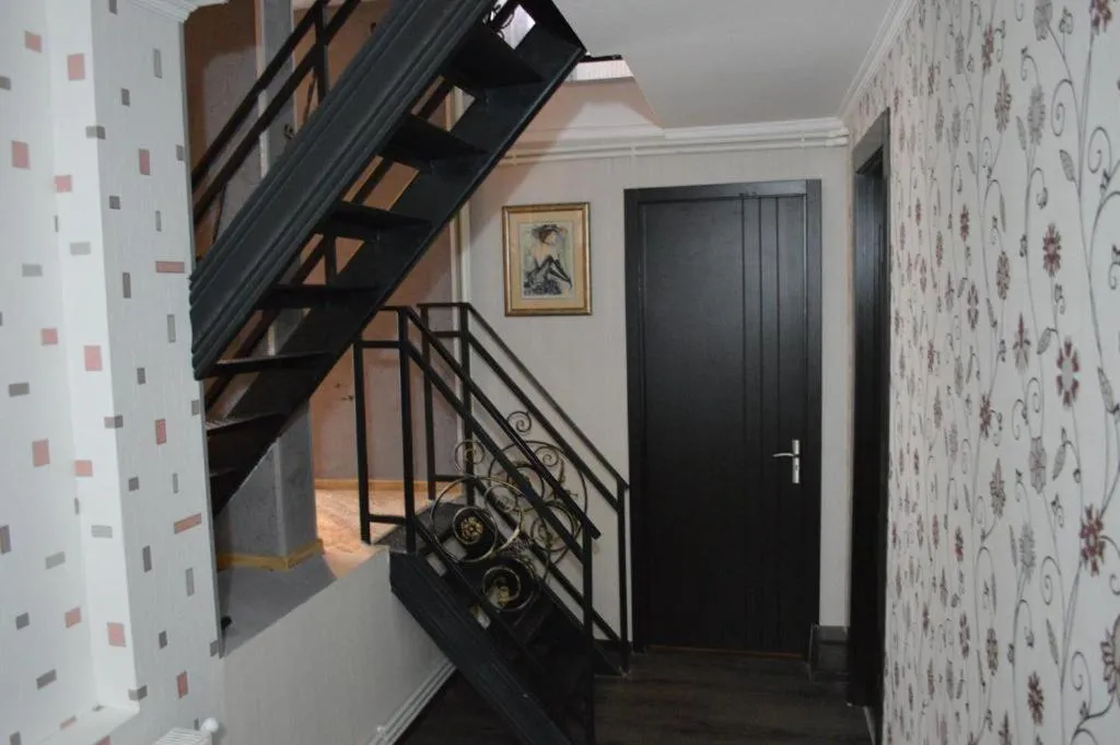 Georgian Guest House on Asatiani
