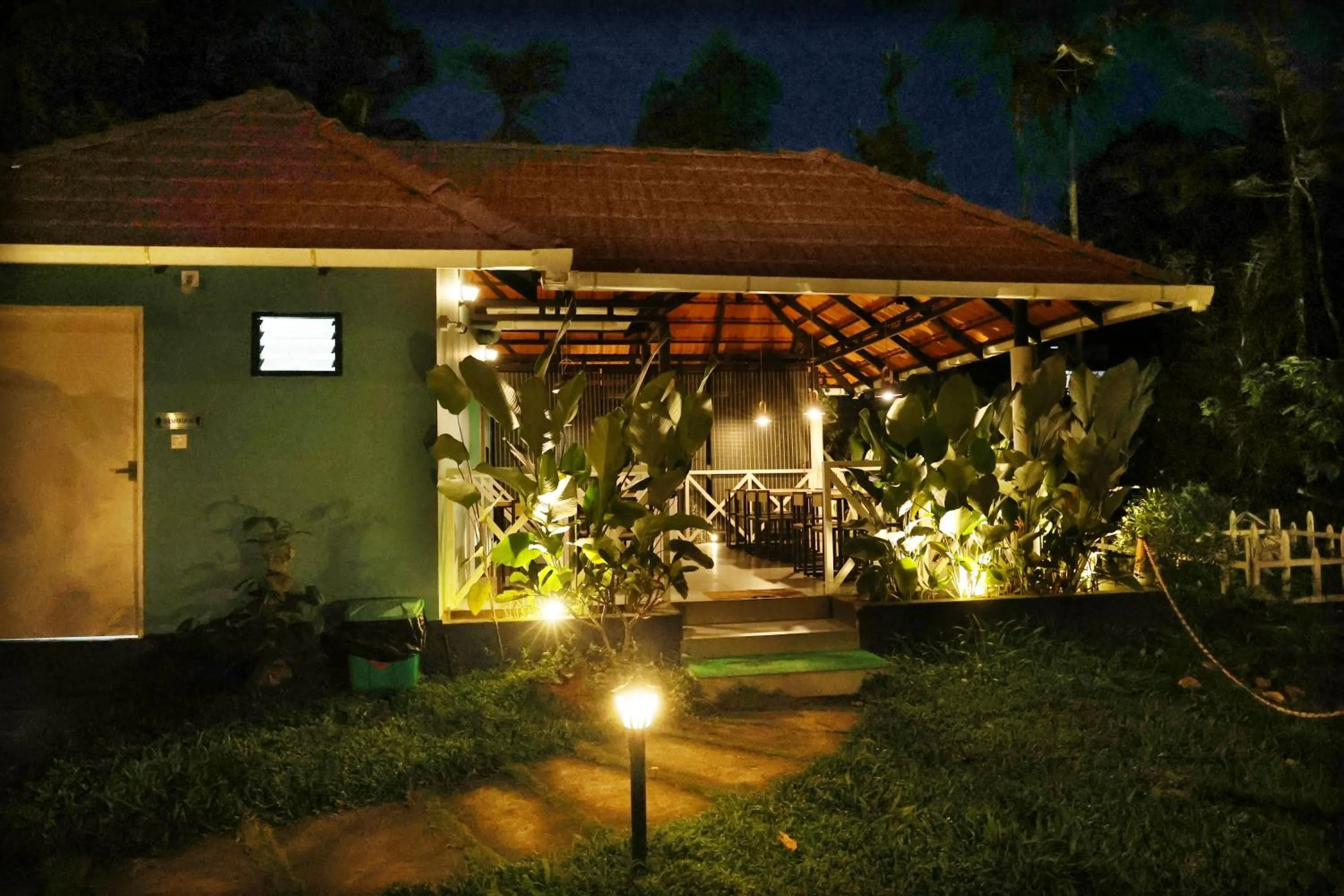 Restaurant/places to eat in Bay View Suites, Vythiri, Wayanad