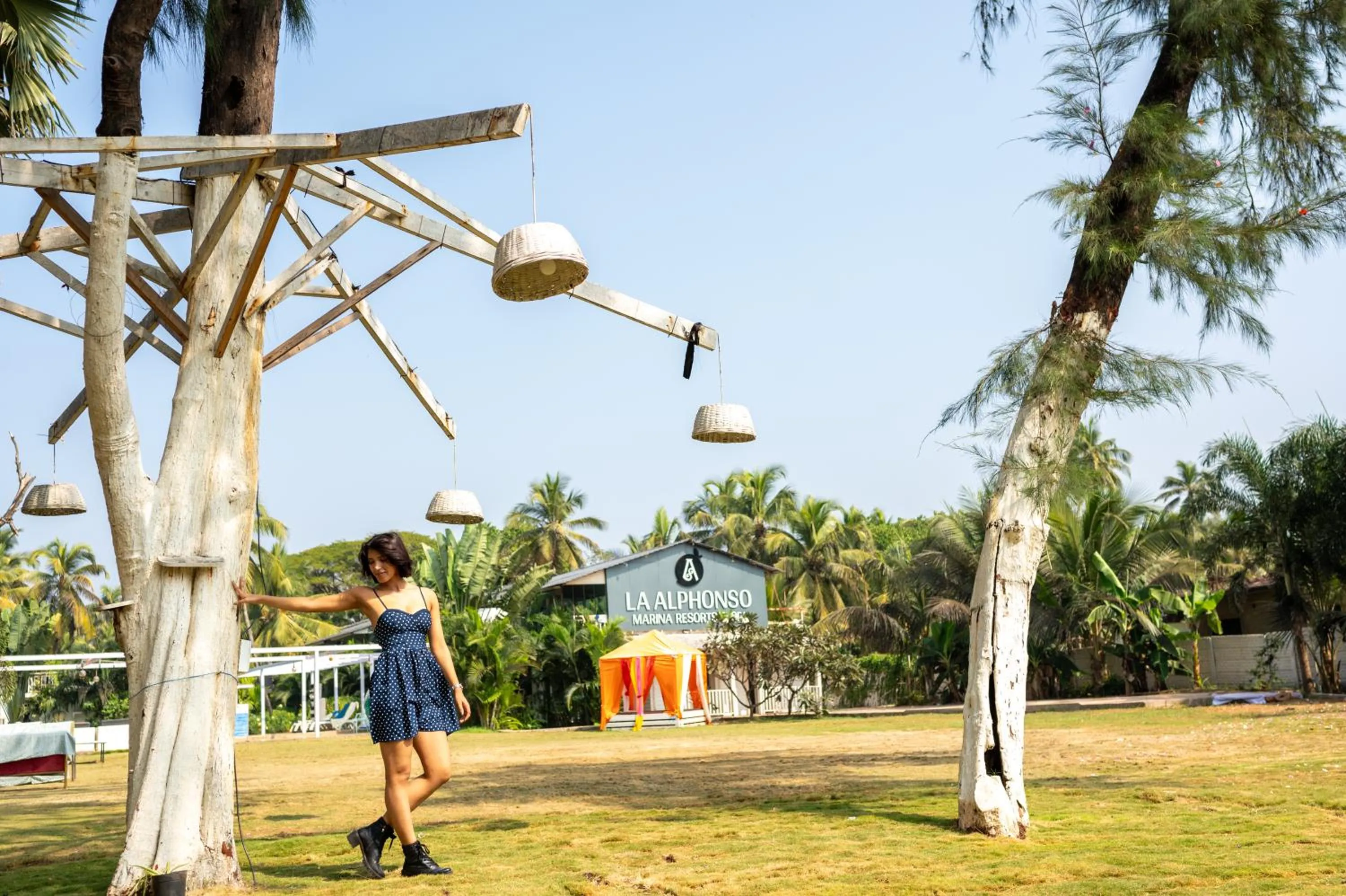 Foxoso La Beach Resort & Spa