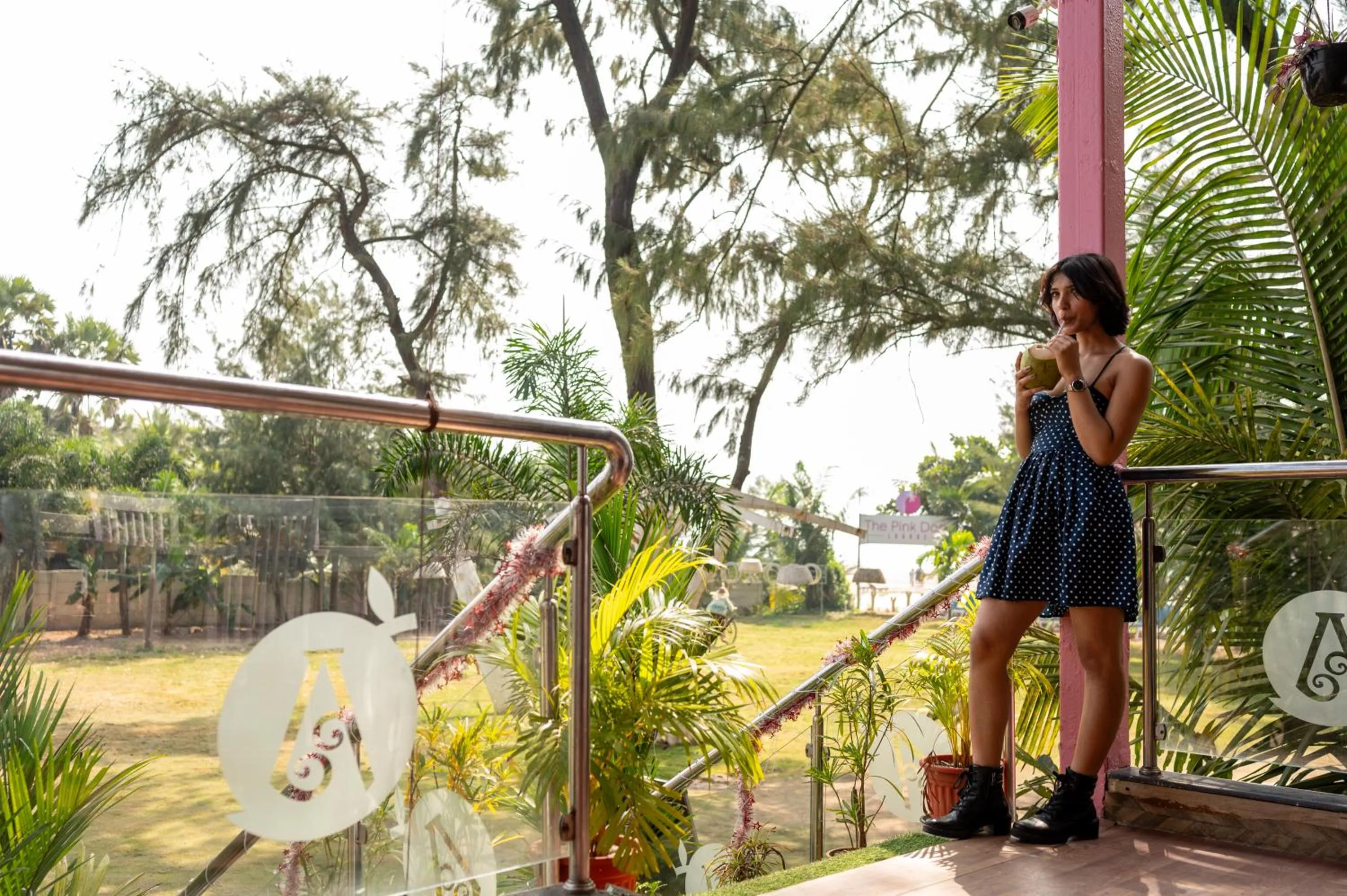 Foxoso La Beach Resort & Spa