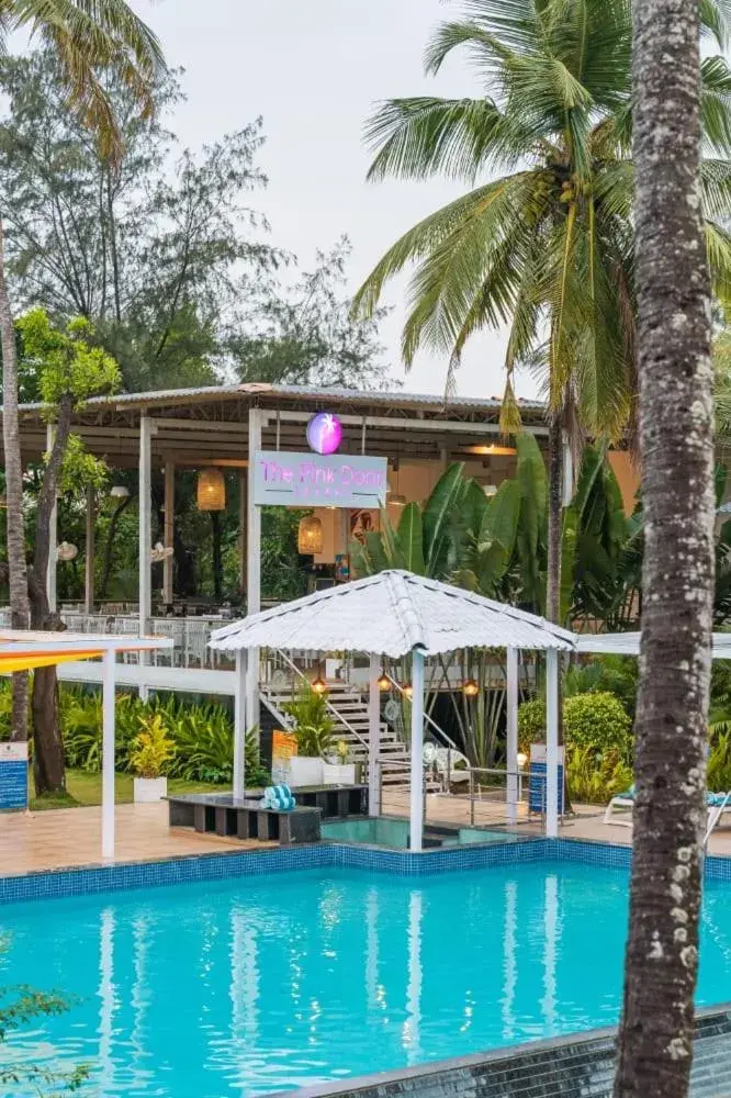 Swimming pool in Foxoso La Beach Resort & Spa Swimming pool in Foxoso La Beach Resort & Spa