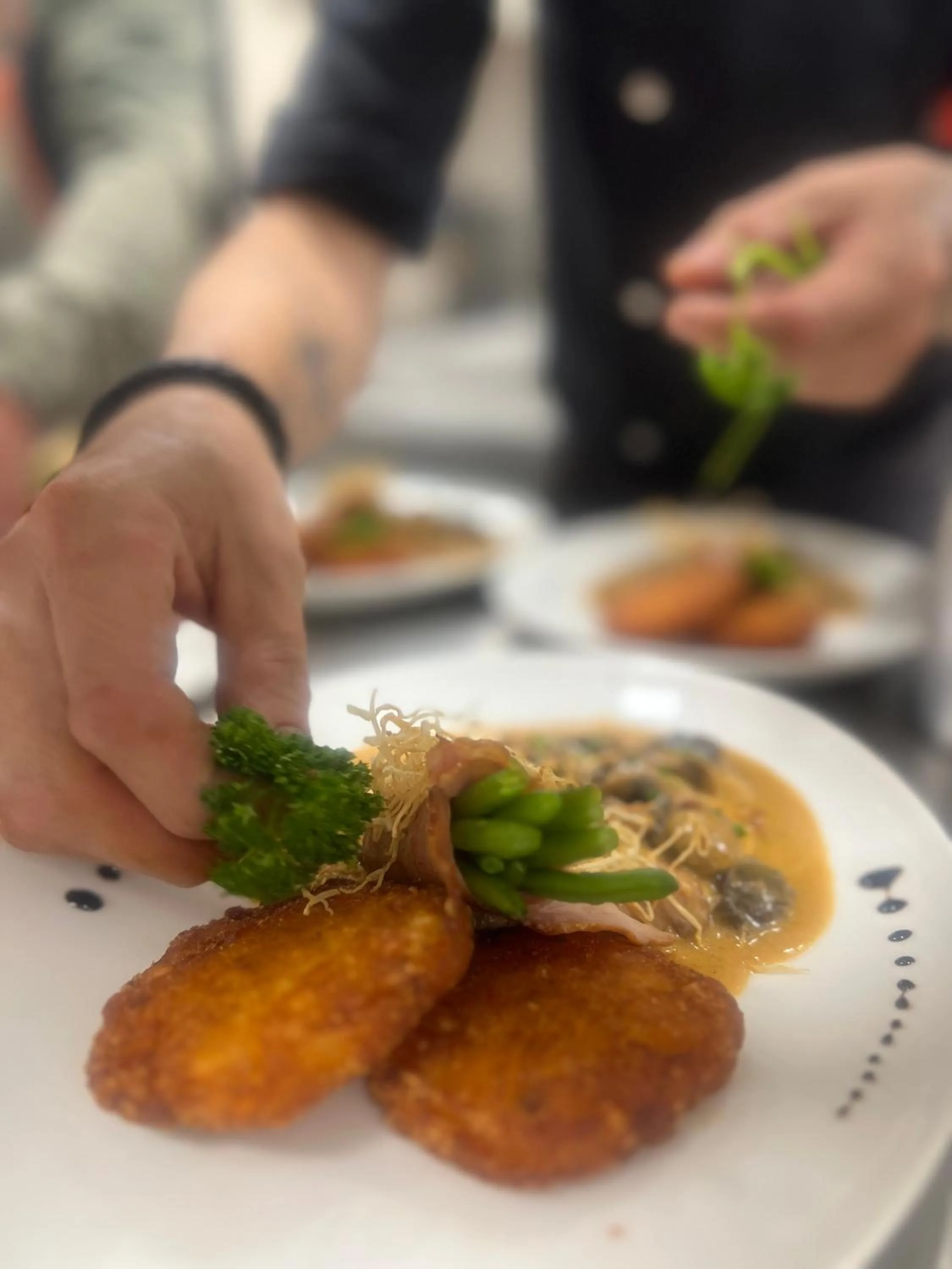 Restaurant/places to eat in Goldhirsch Aparthotel