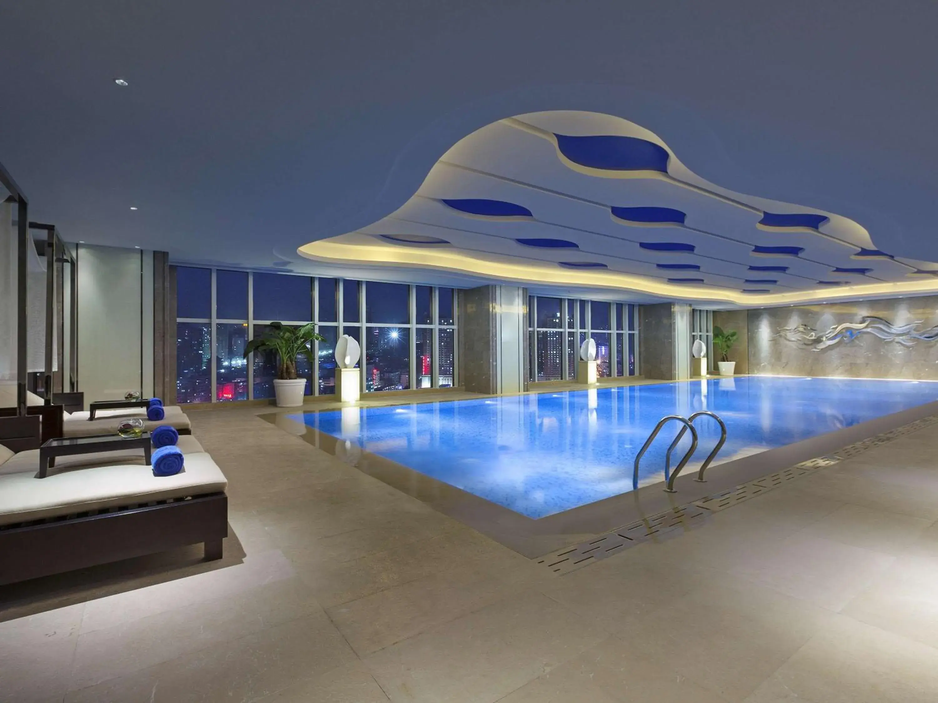 Pool view in Pullman Yantai Center Pool view in Pullman Yantai Center