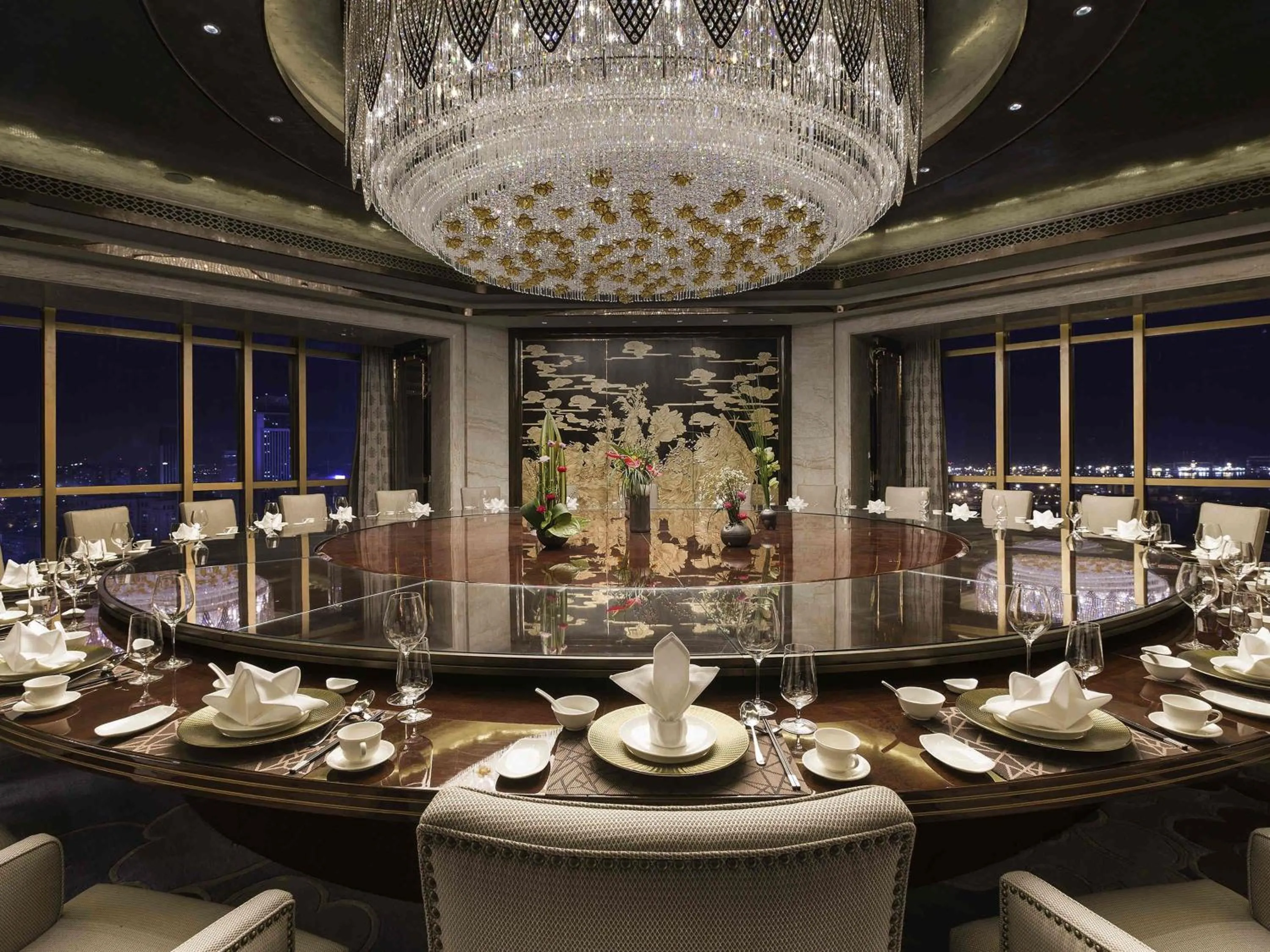 Restaurant/places to eat in Pullman Yantai Center