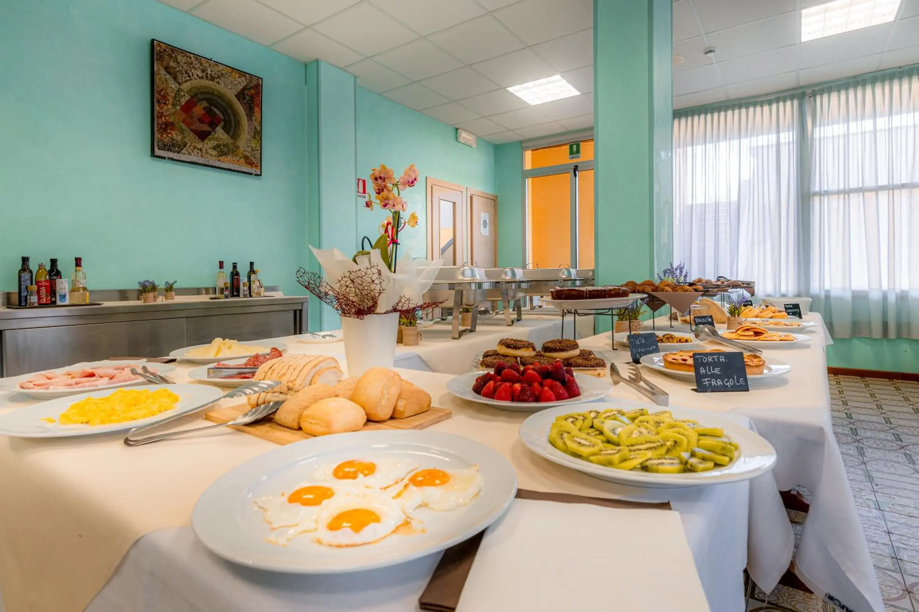 Breakfast in Hotel & Residence Parador Breakfast in Hotel & Residence Parador