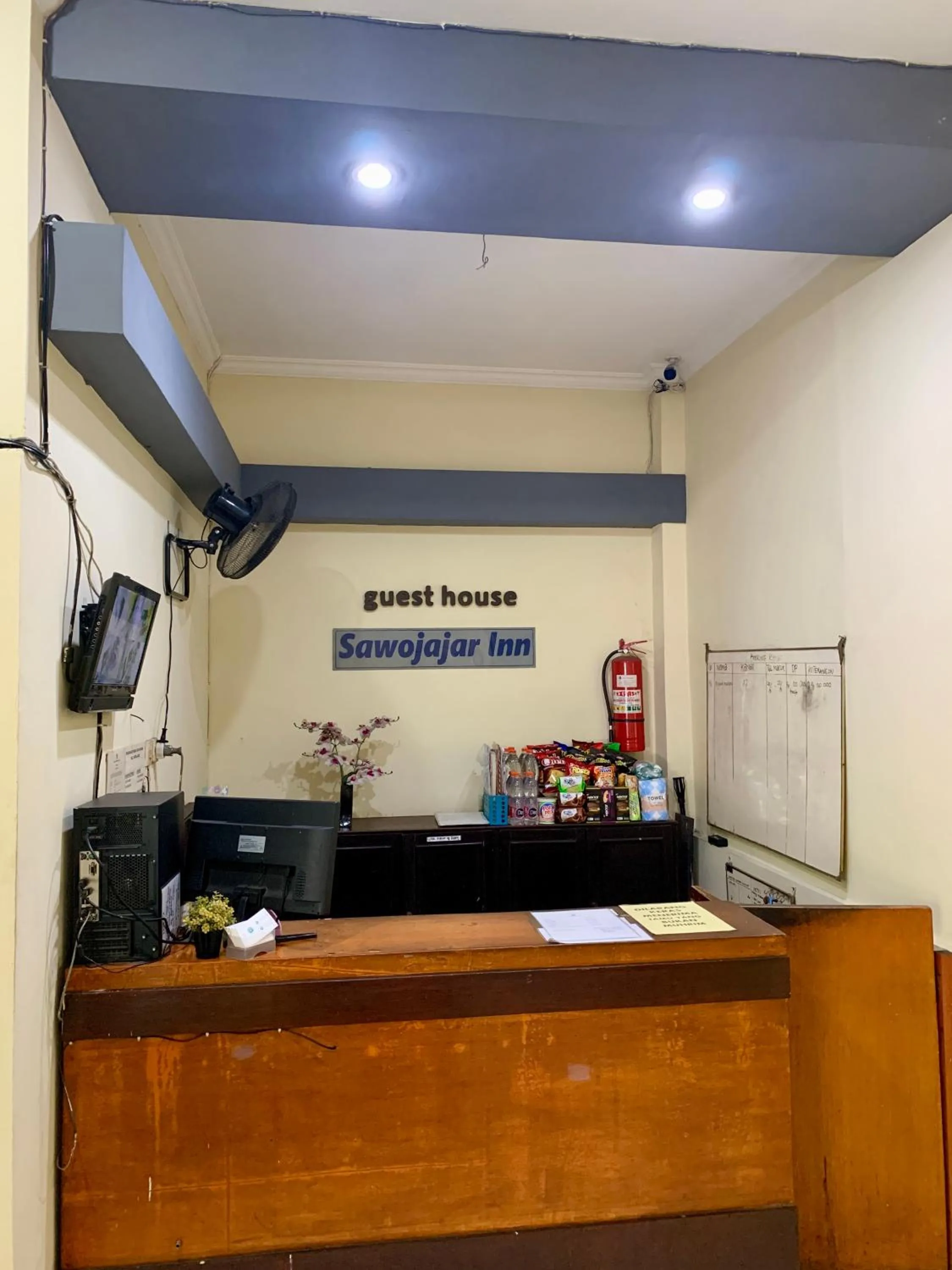 Lobby or reception in Sawojajar Inn