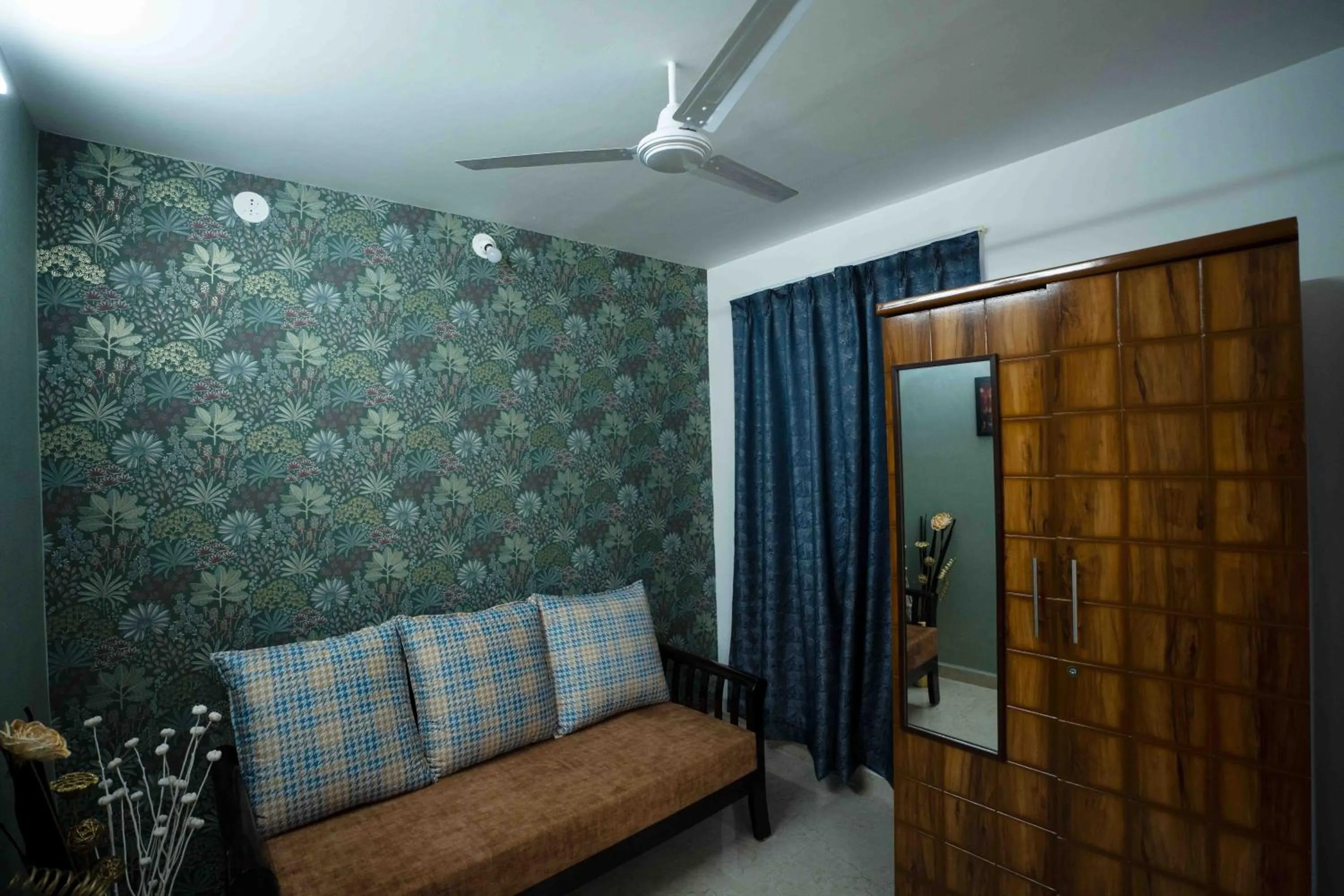 Yellow Bells Studios And Suites