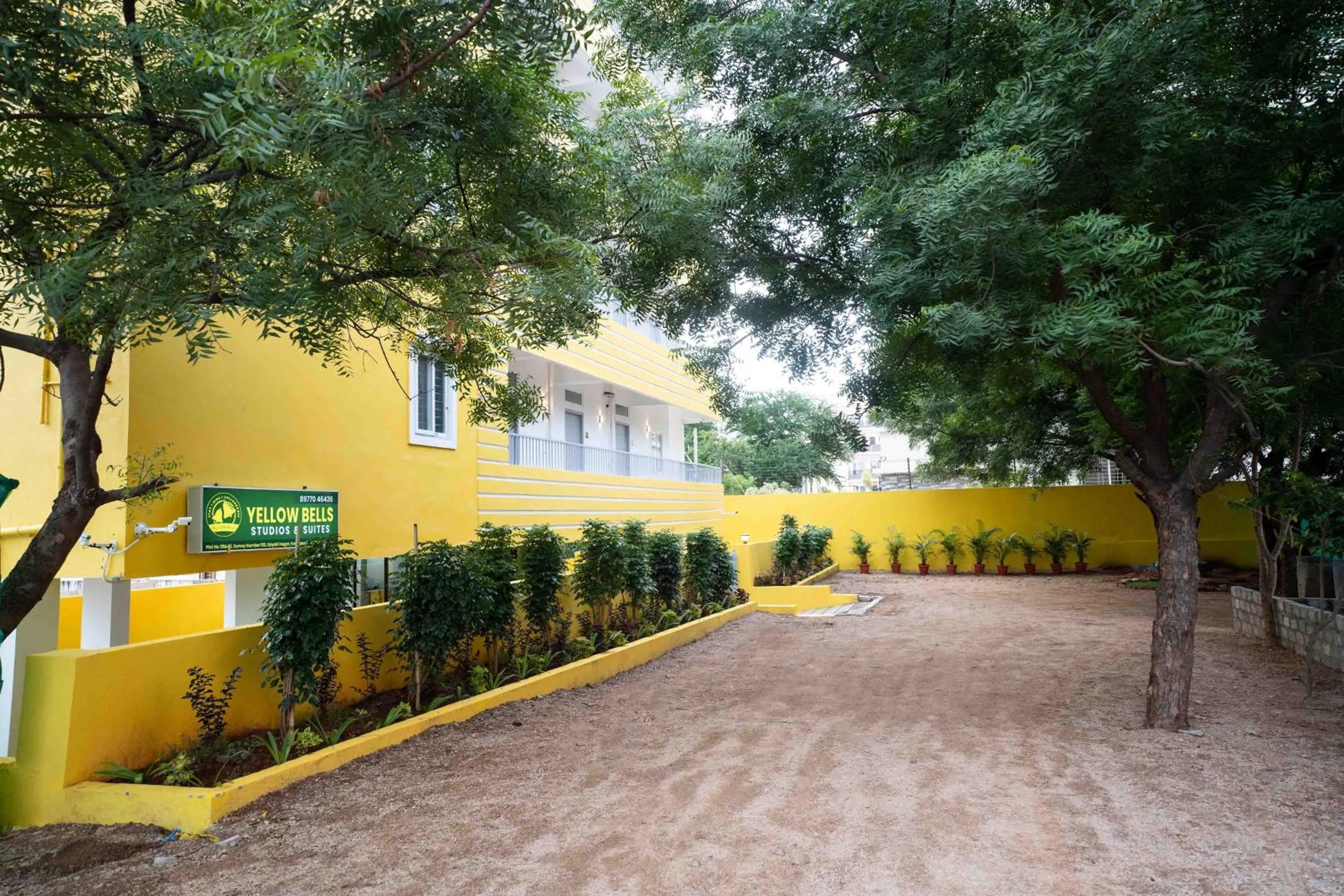 Parking in Yellow Bells Studios And Suites