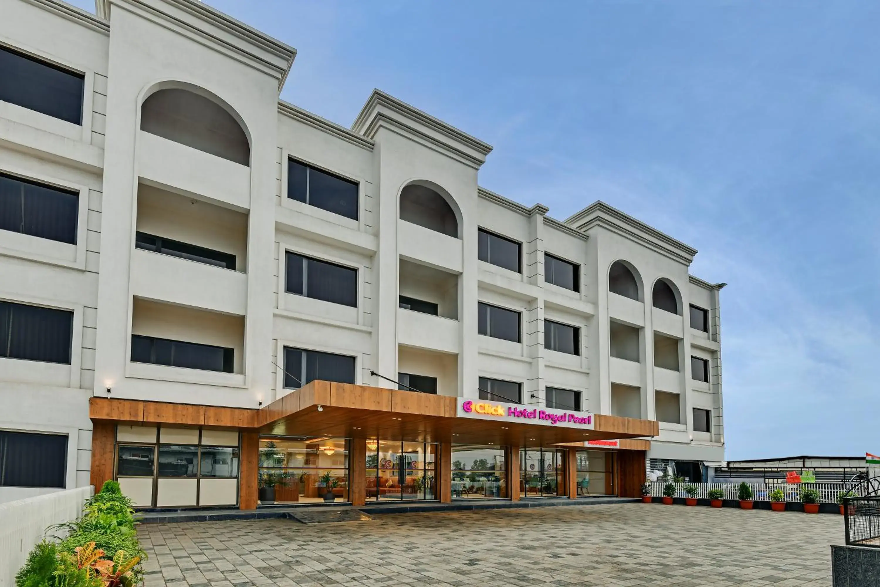 Click Hotel Royal Pearl, Galenda, Dahej Click Hotel Royal Pearl, Galenda, Dahej