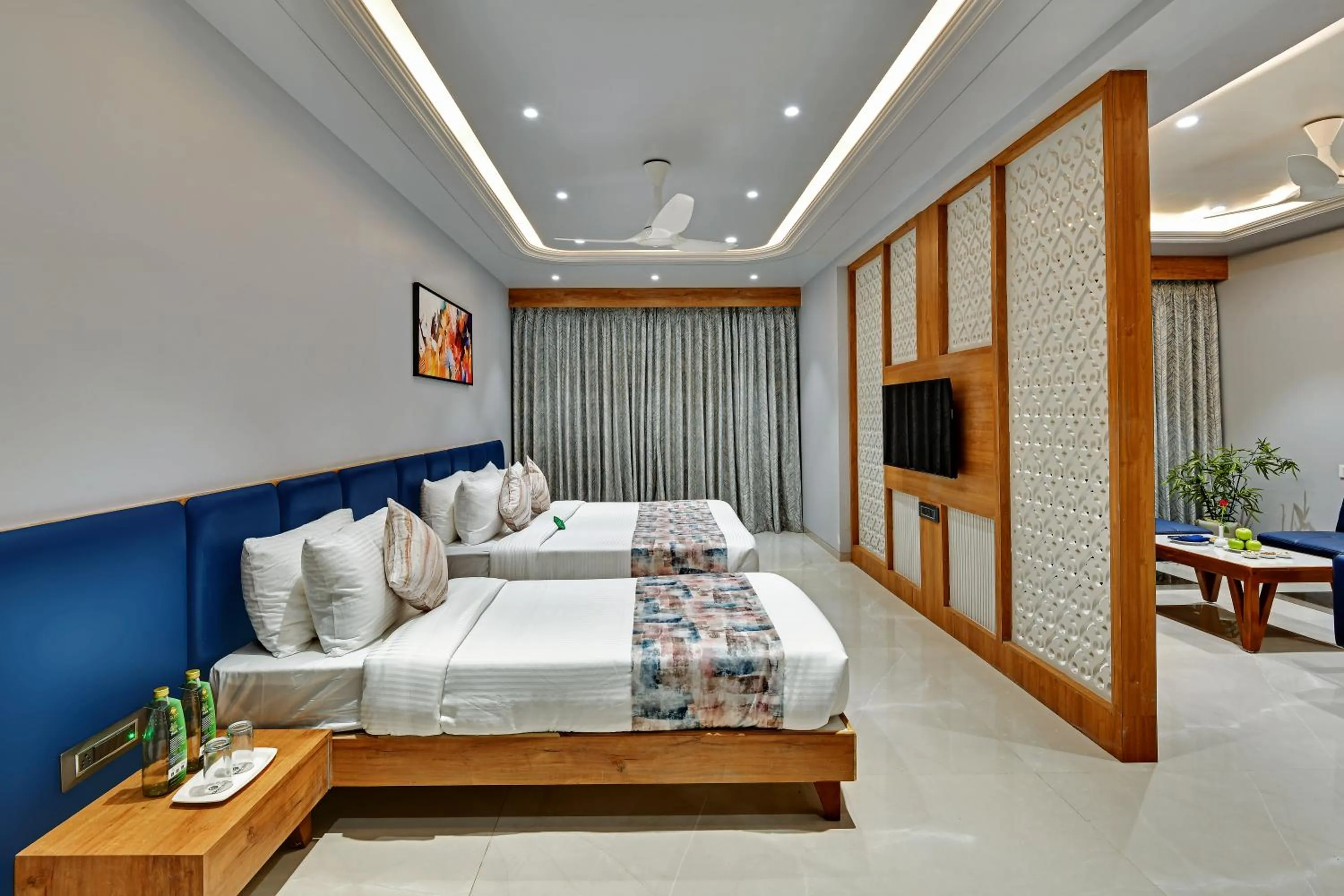 Bedroom in Click Hotel Royal Pearl, Galenda, Dahej
