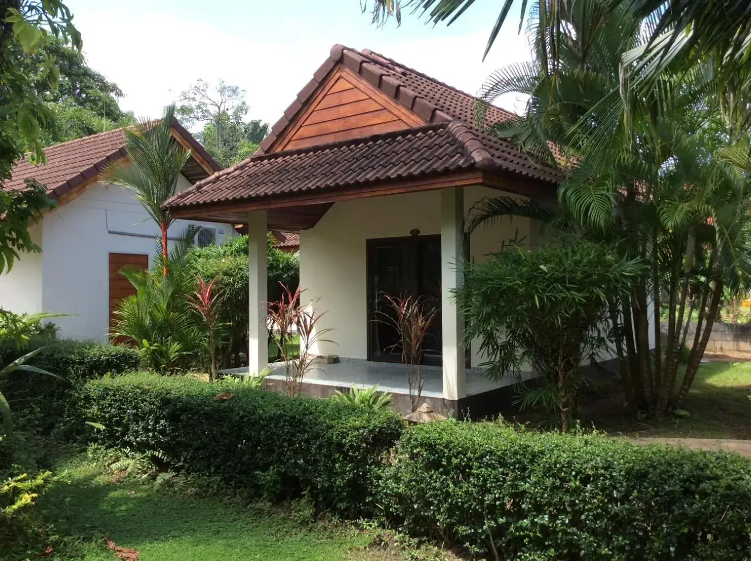 Property building in Cousin Resort Property building in Cousin Resort