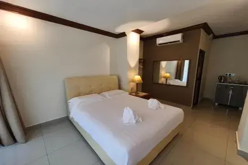 Deluxe Double Room with Balcony in AlSafina Forest Stay Deluxe Double Room with Balcony in AlSafina Forest Stay