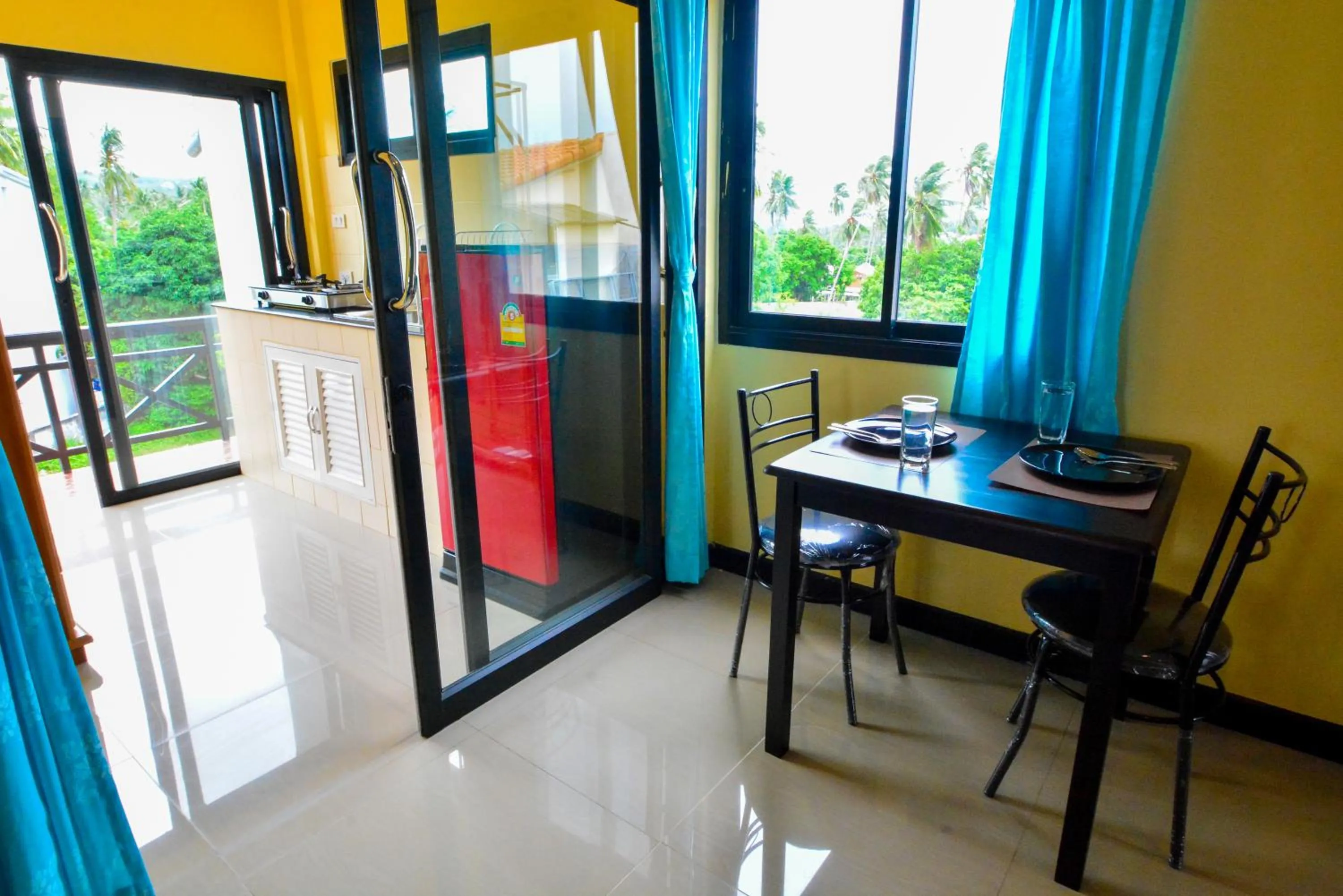Dining area in Gecko Hotel