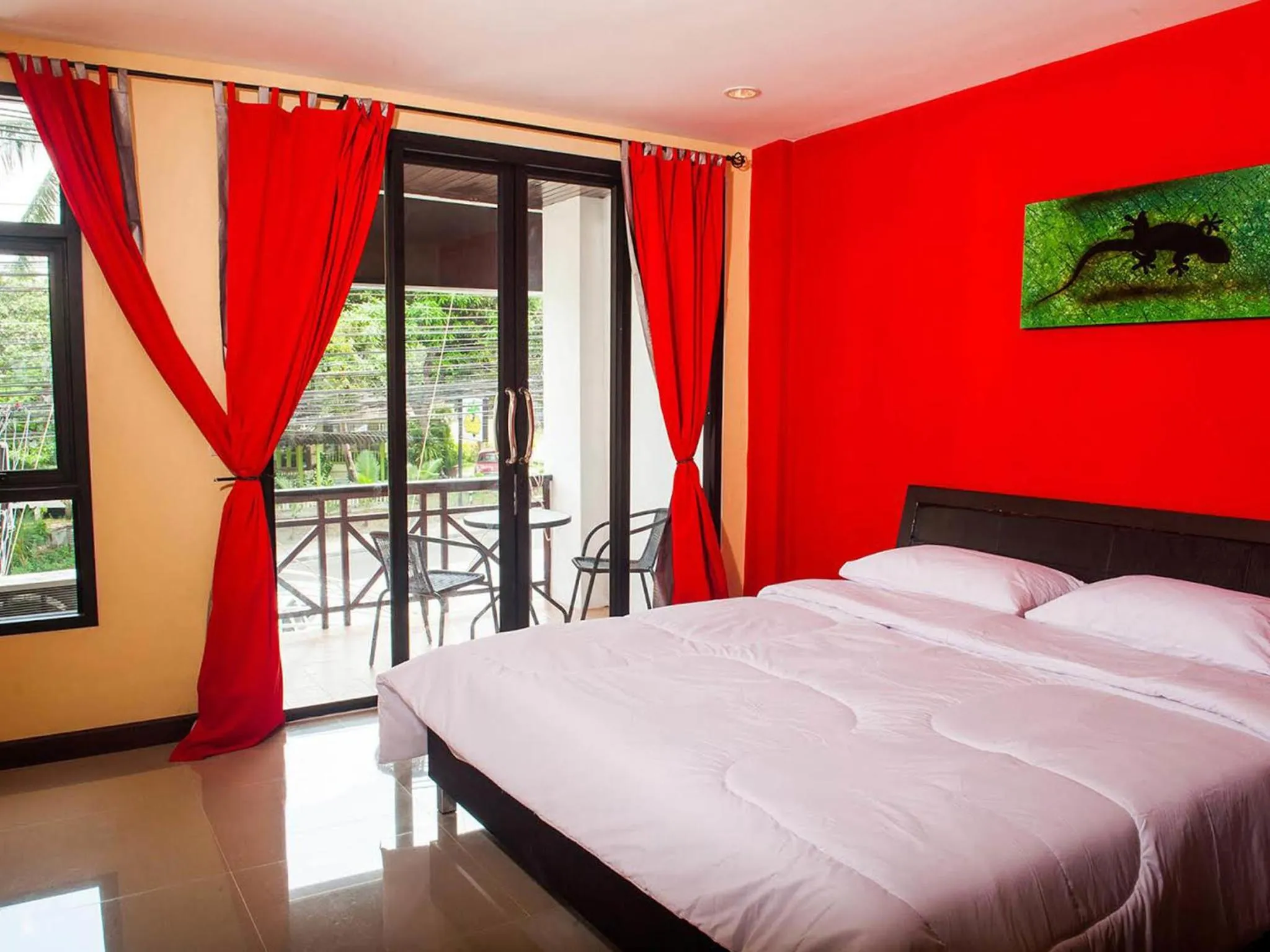 Bedroom, Bed in Gecko Hotel