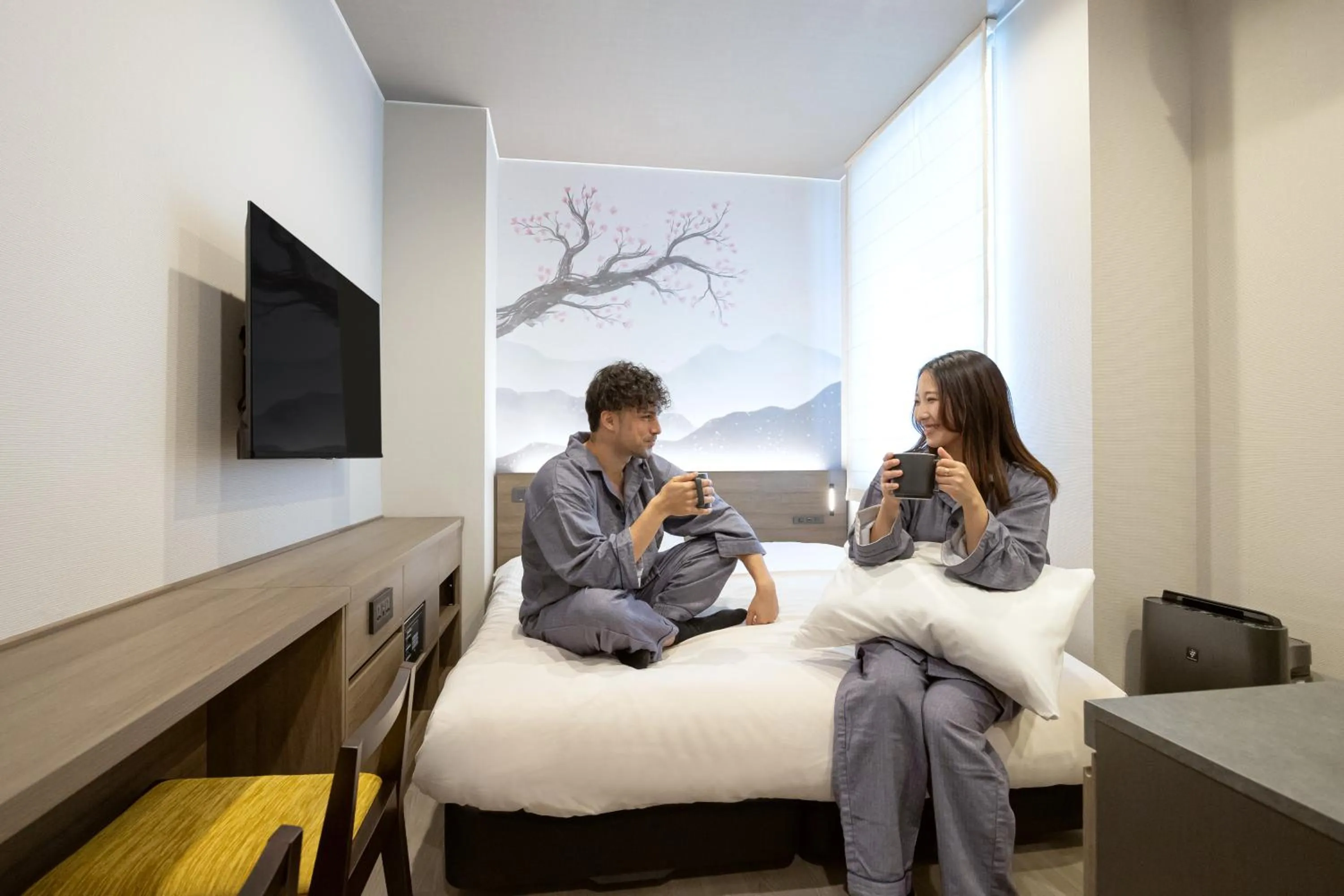 Bedroom, Bed in Minn Shijo Omiya