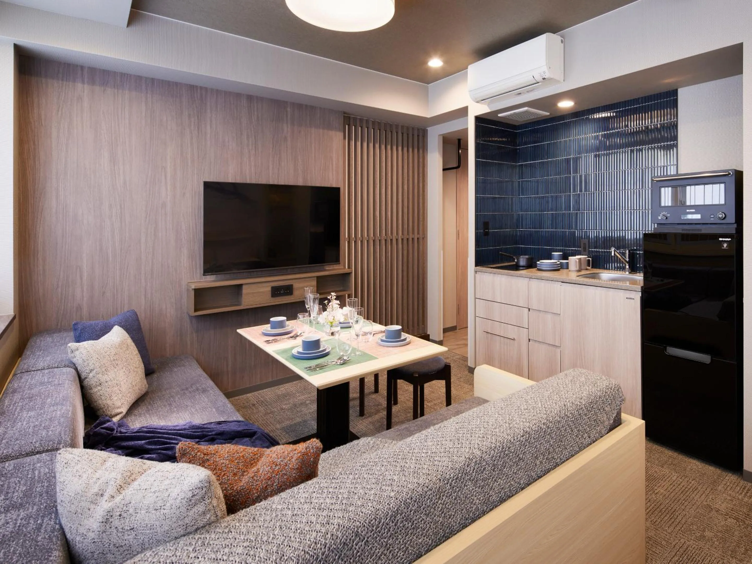 TV and multimedia in Minn Shijo Omiya