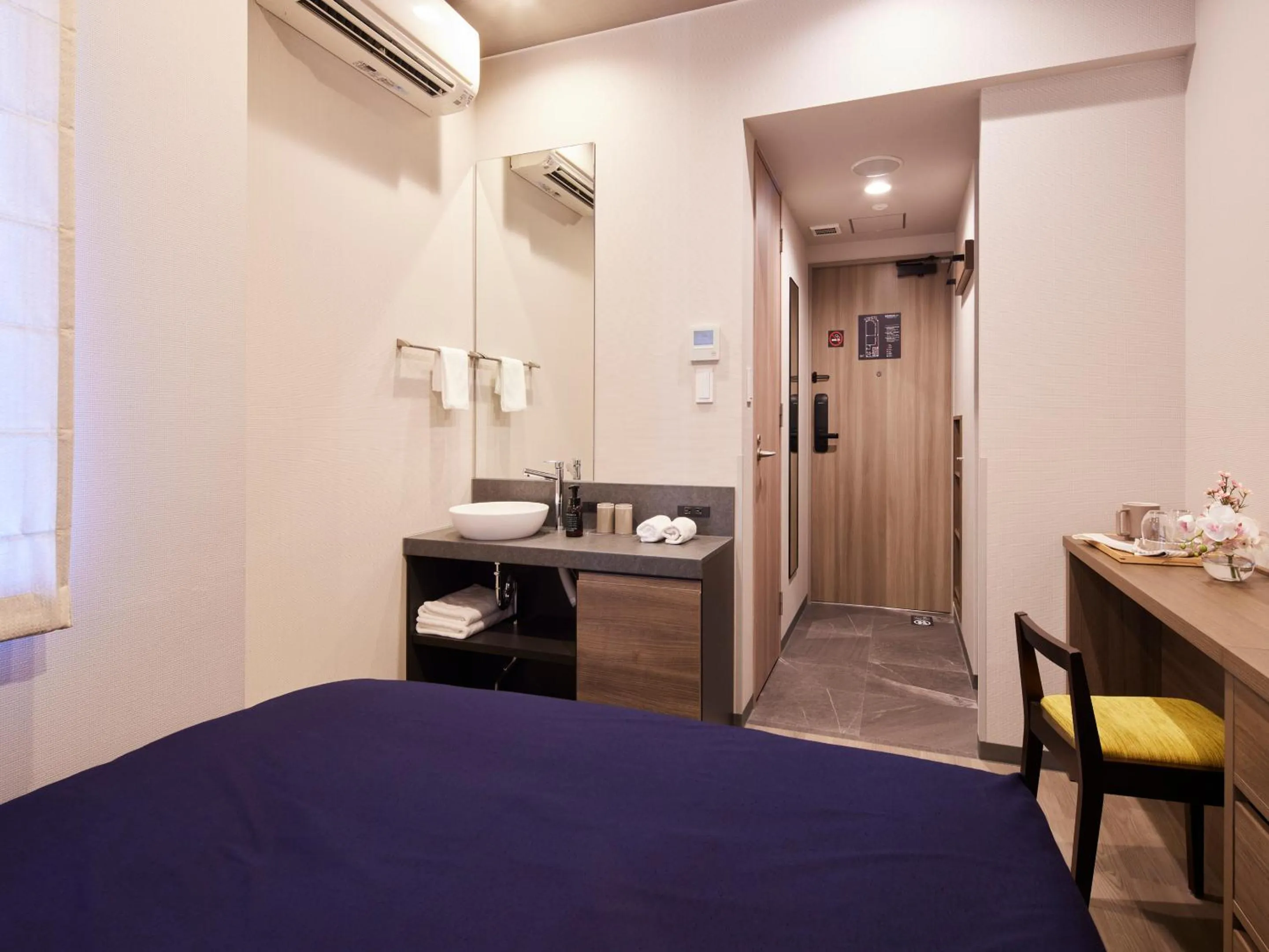 Bed in Minn Shijo Omiya