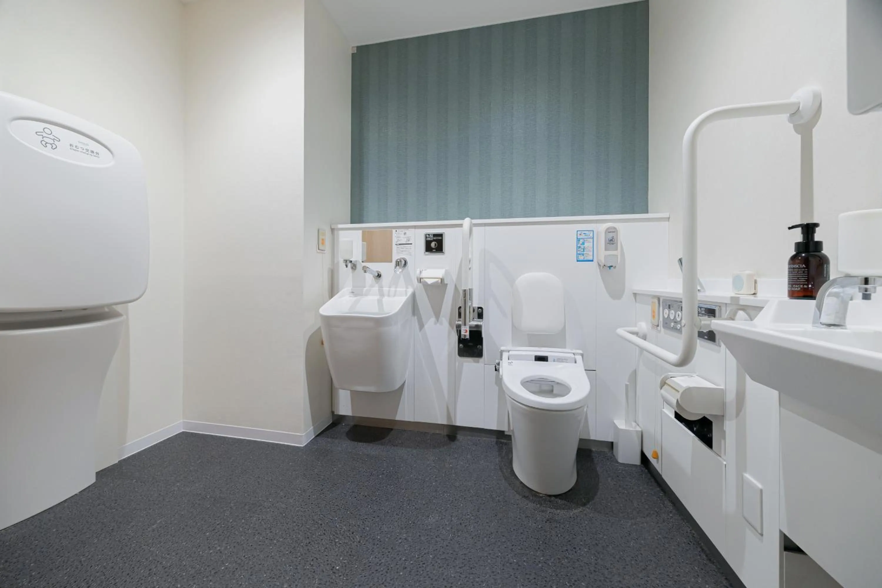 Public Bath in Minn Shijo Omiya