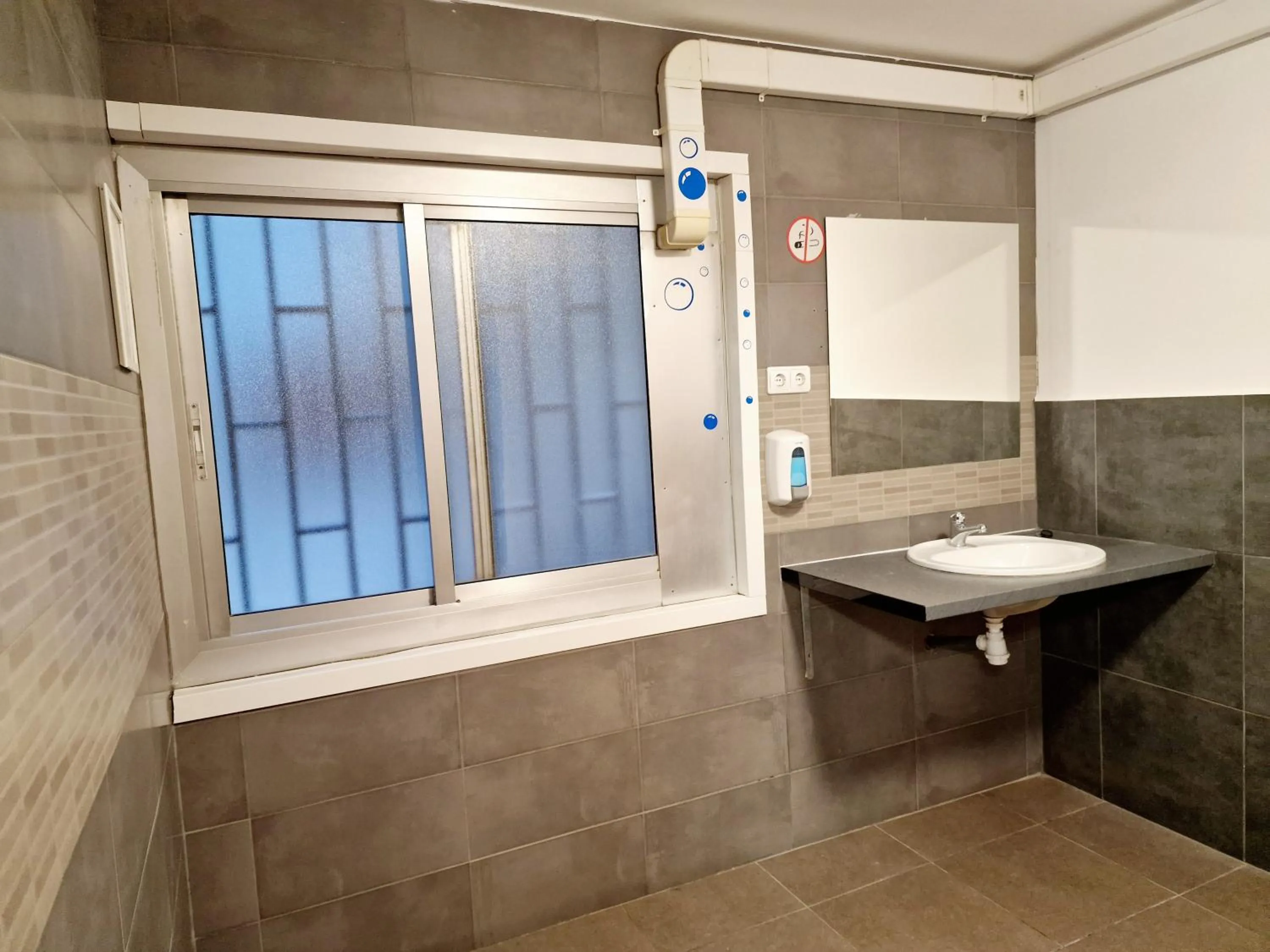 Shower in Arc House Barcelona