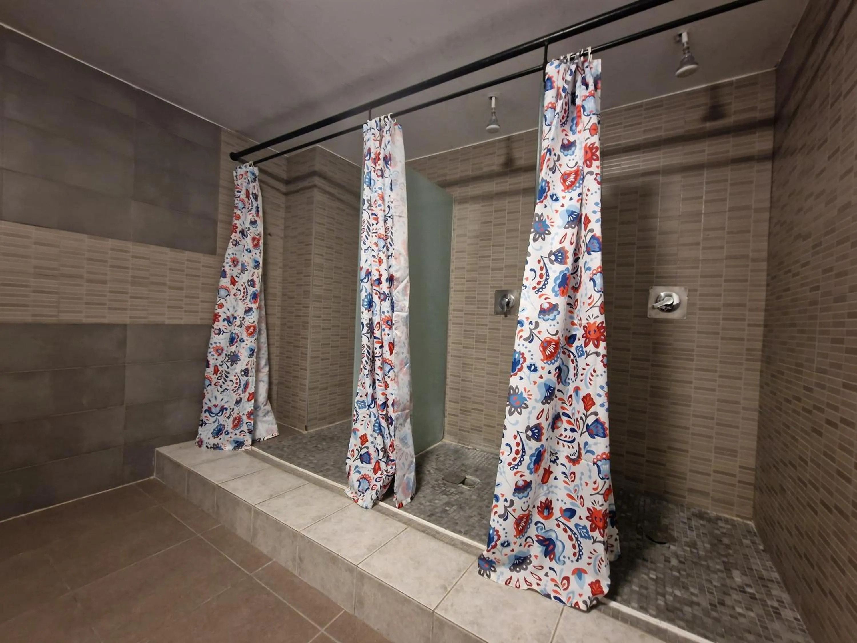 Shower in Arc House Barcelona