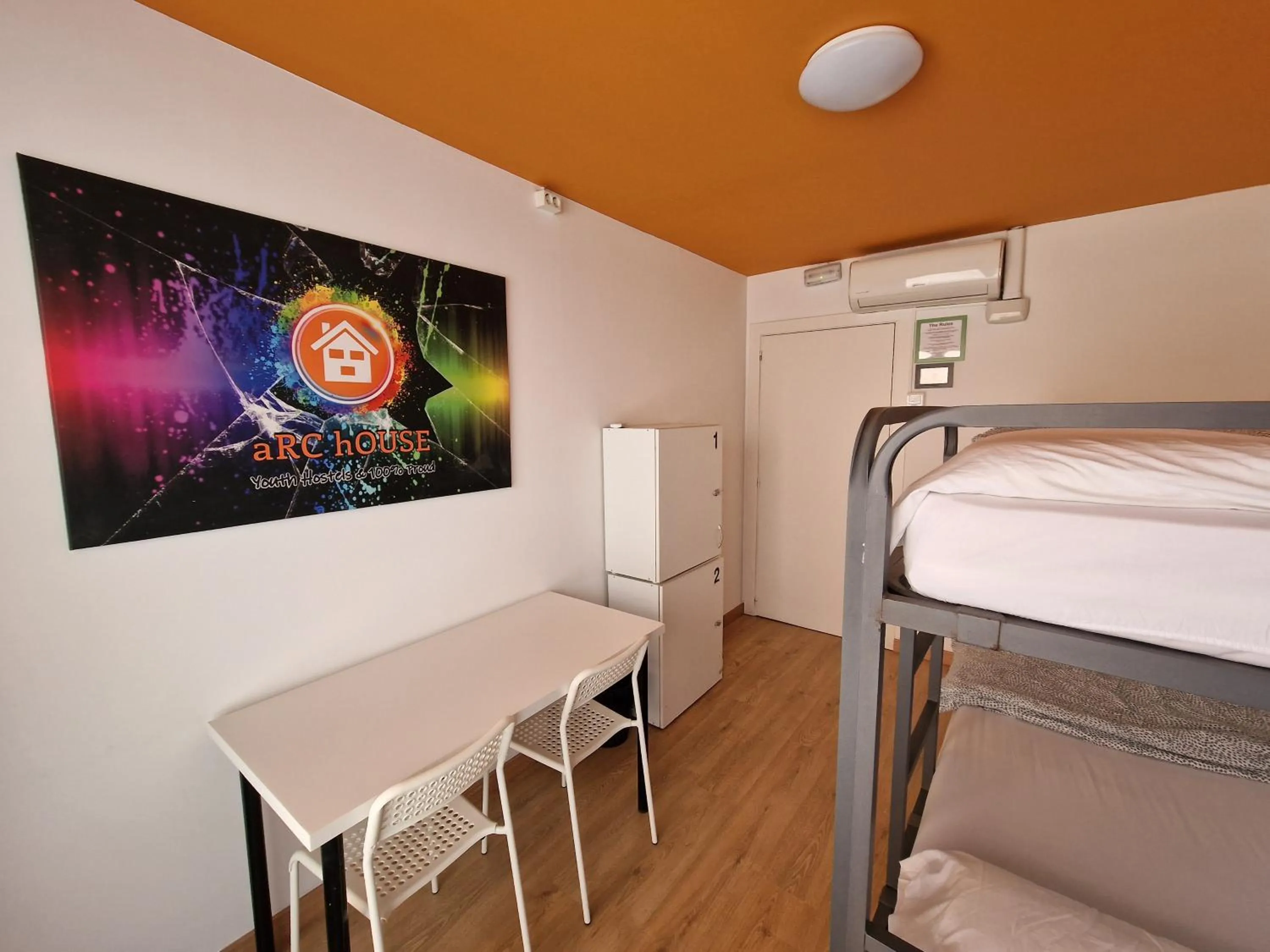 Bed in Arc House Barcelona