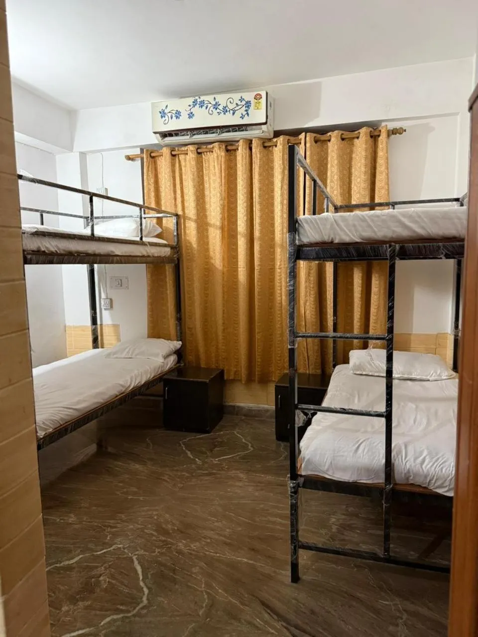 Hashtagg hostel and hotel