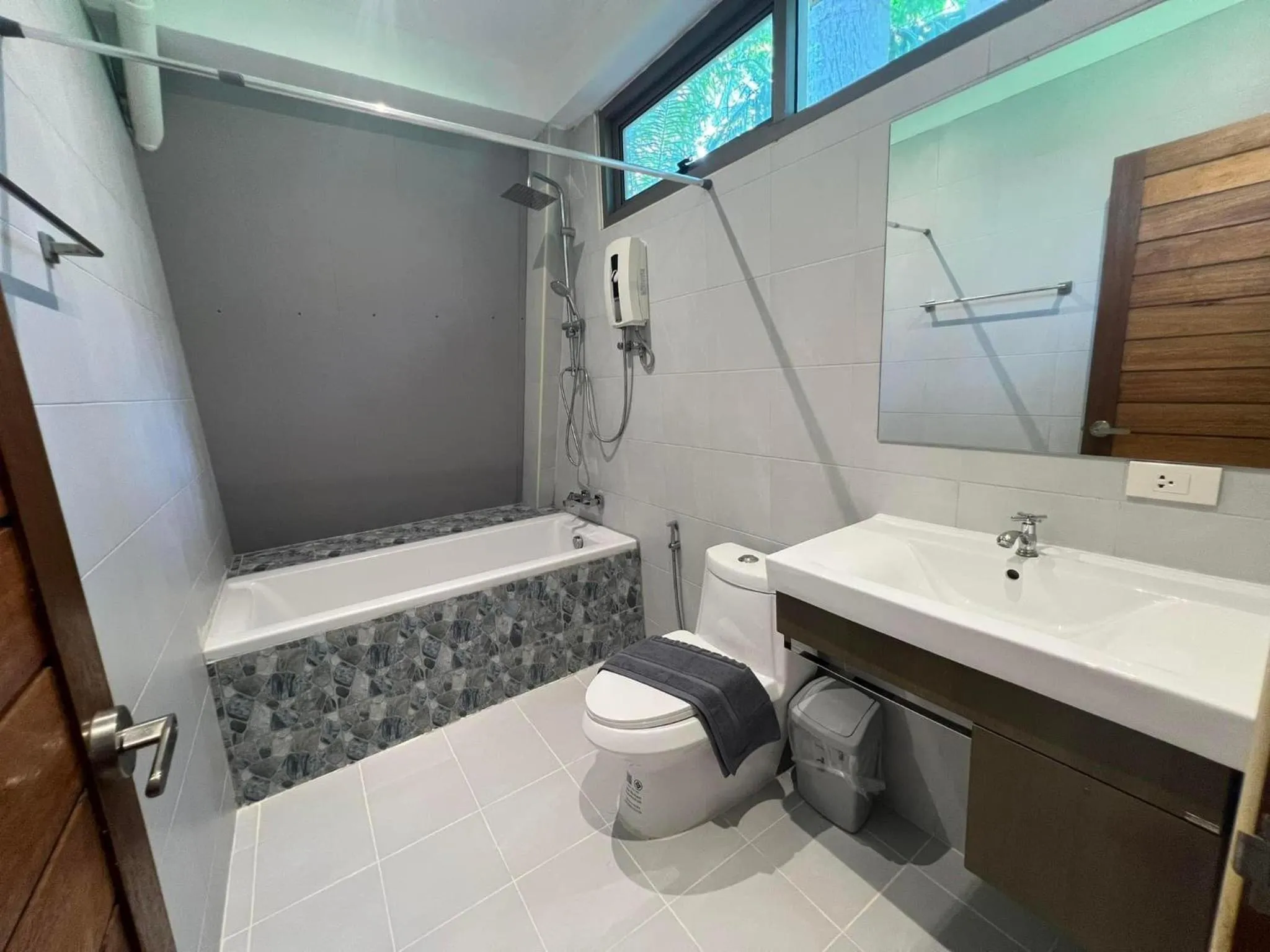 Shower in Chill Lay Resort Donsak