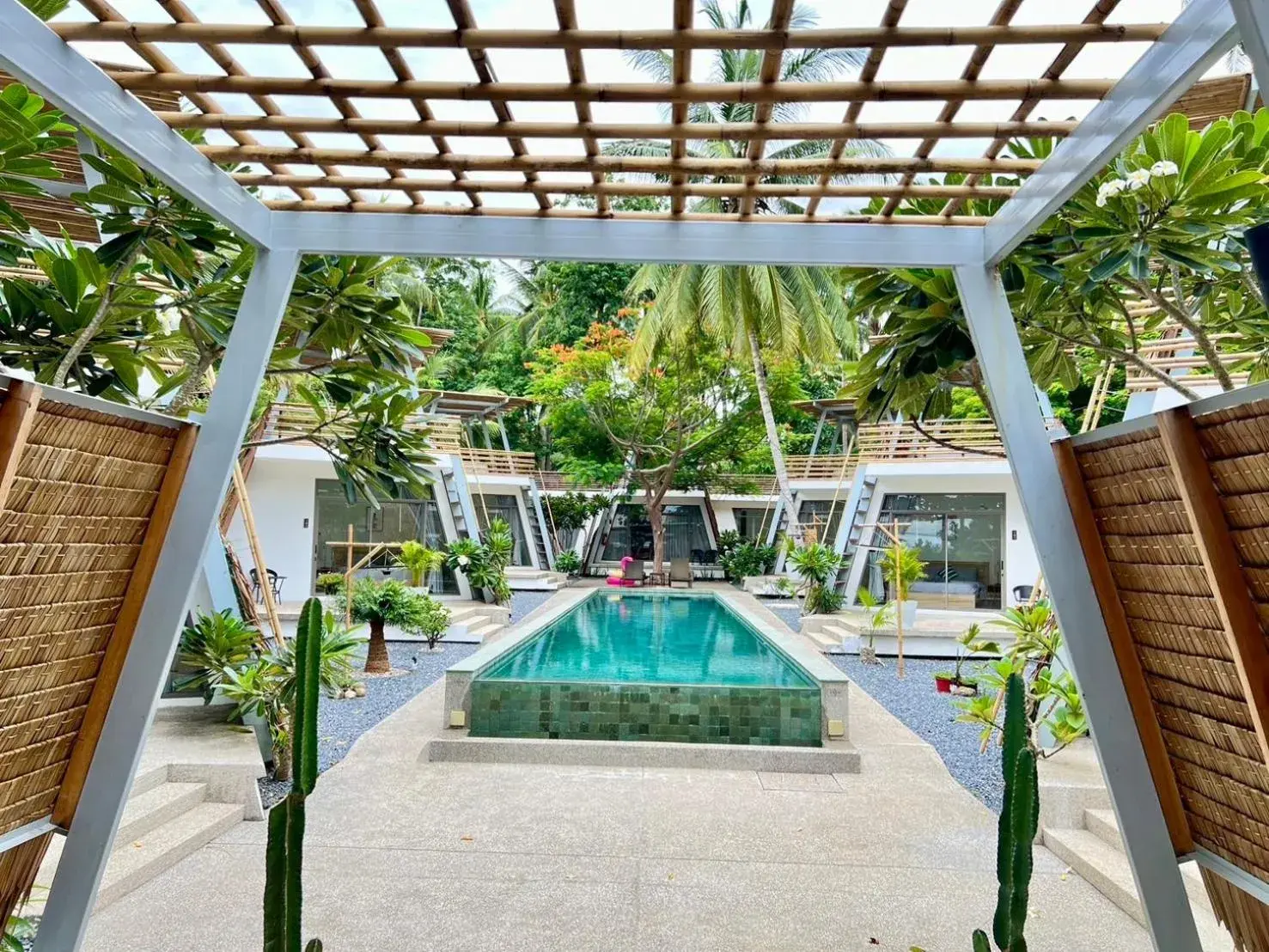 Chill Lay Resort Donsak Chill Lay Resort Donsak