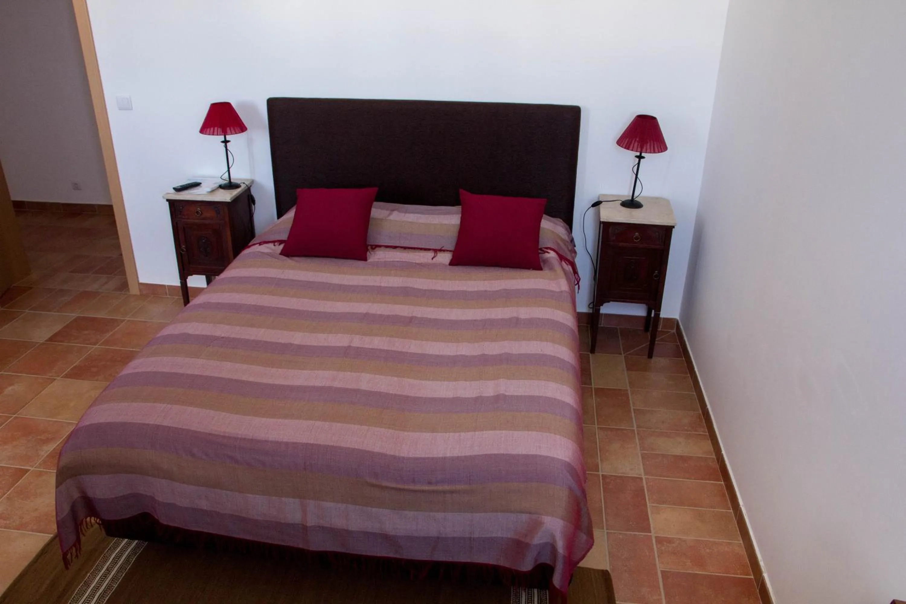 Bedroom, Bed in Casas da Moagem