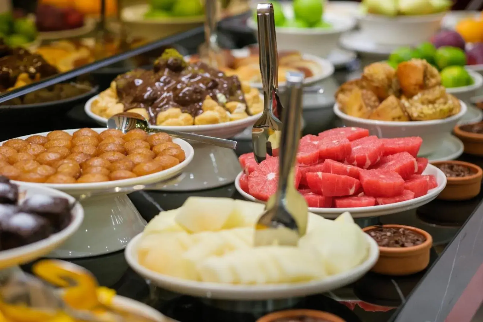 Restaurant/places to eat in Caddem Inn Hotel Restaurant/places to eat in Caddem Inn Hotel