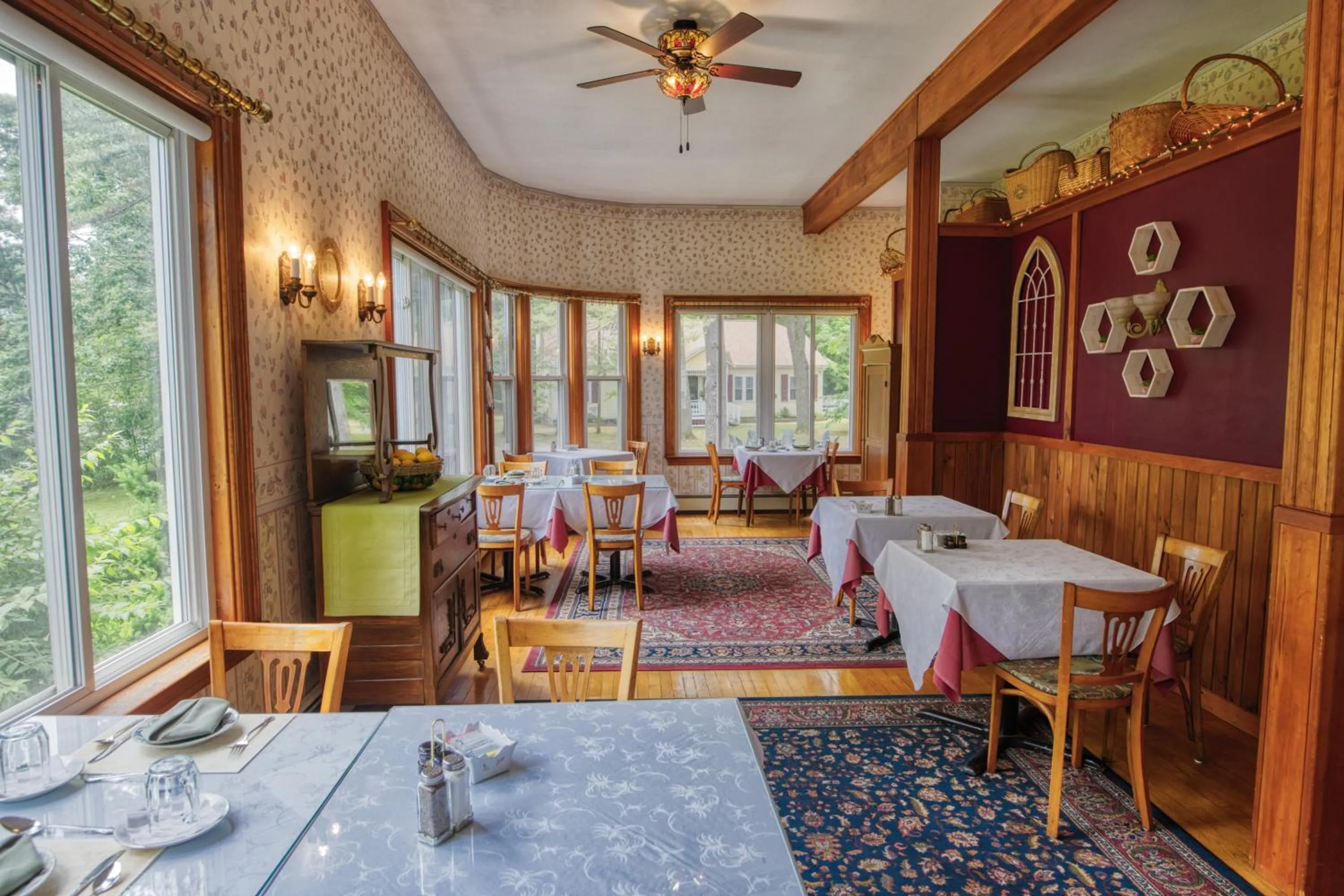 Restaurant/places to eat in Rockwell Falls Inn and Wine Bar