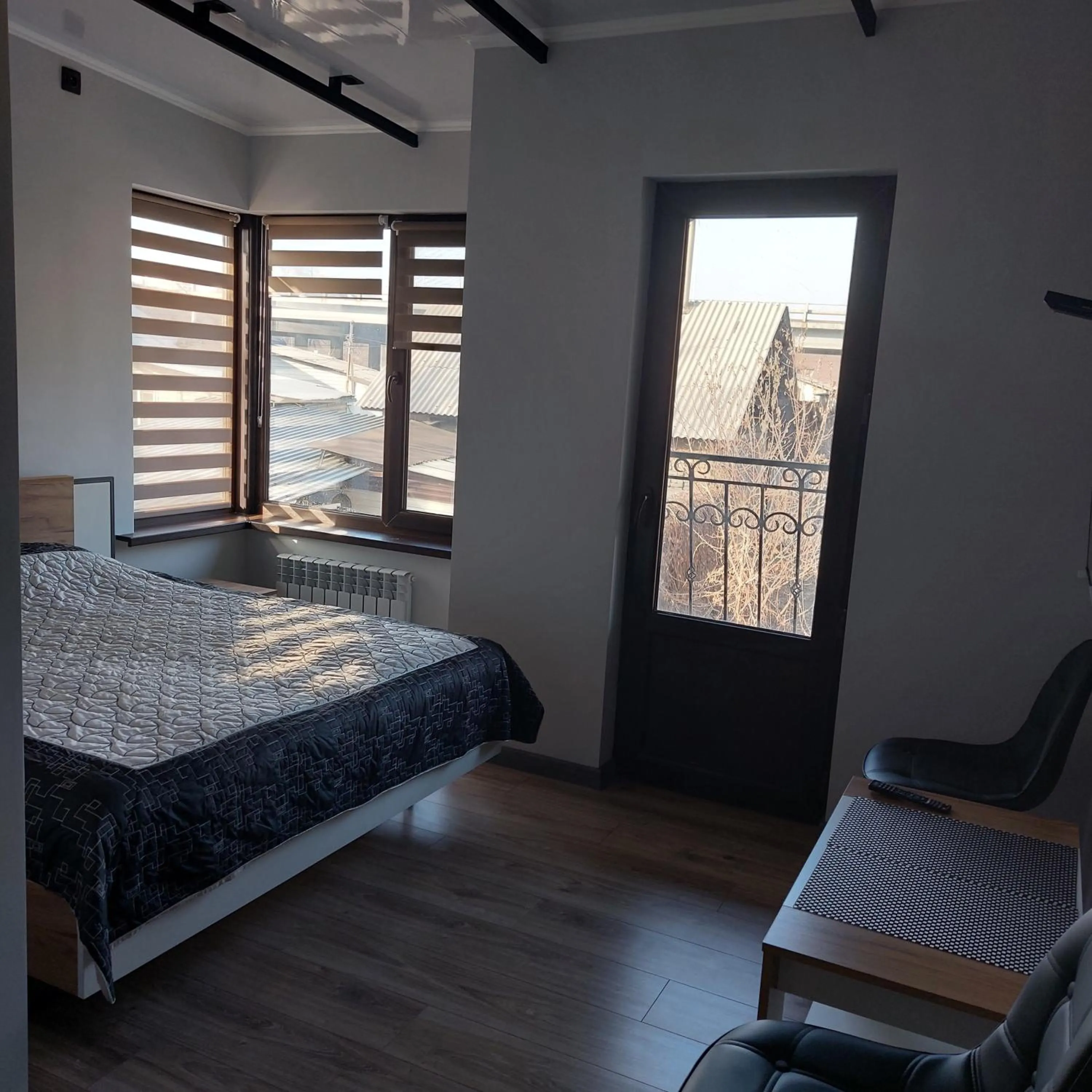 Deluxe Double Room with Balcony in Little Shangri-La