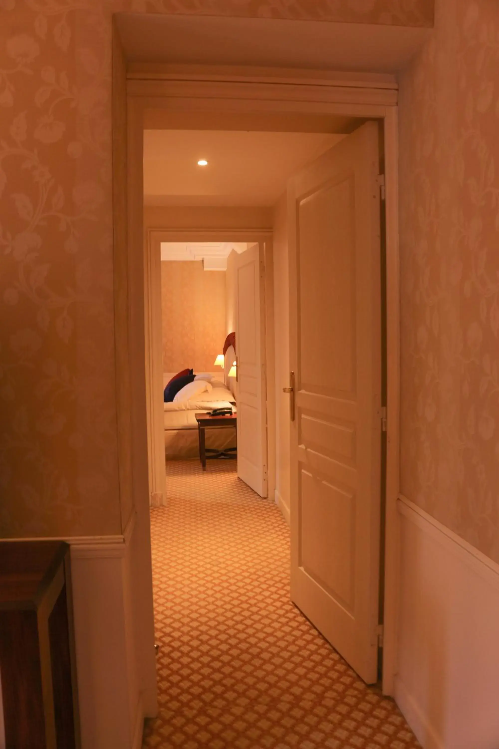 Deluxe Suite in Le Domaine des Roches, Hotel & Spa Deluxe Suite in Le Domaine des Roches, Hotel & Spa