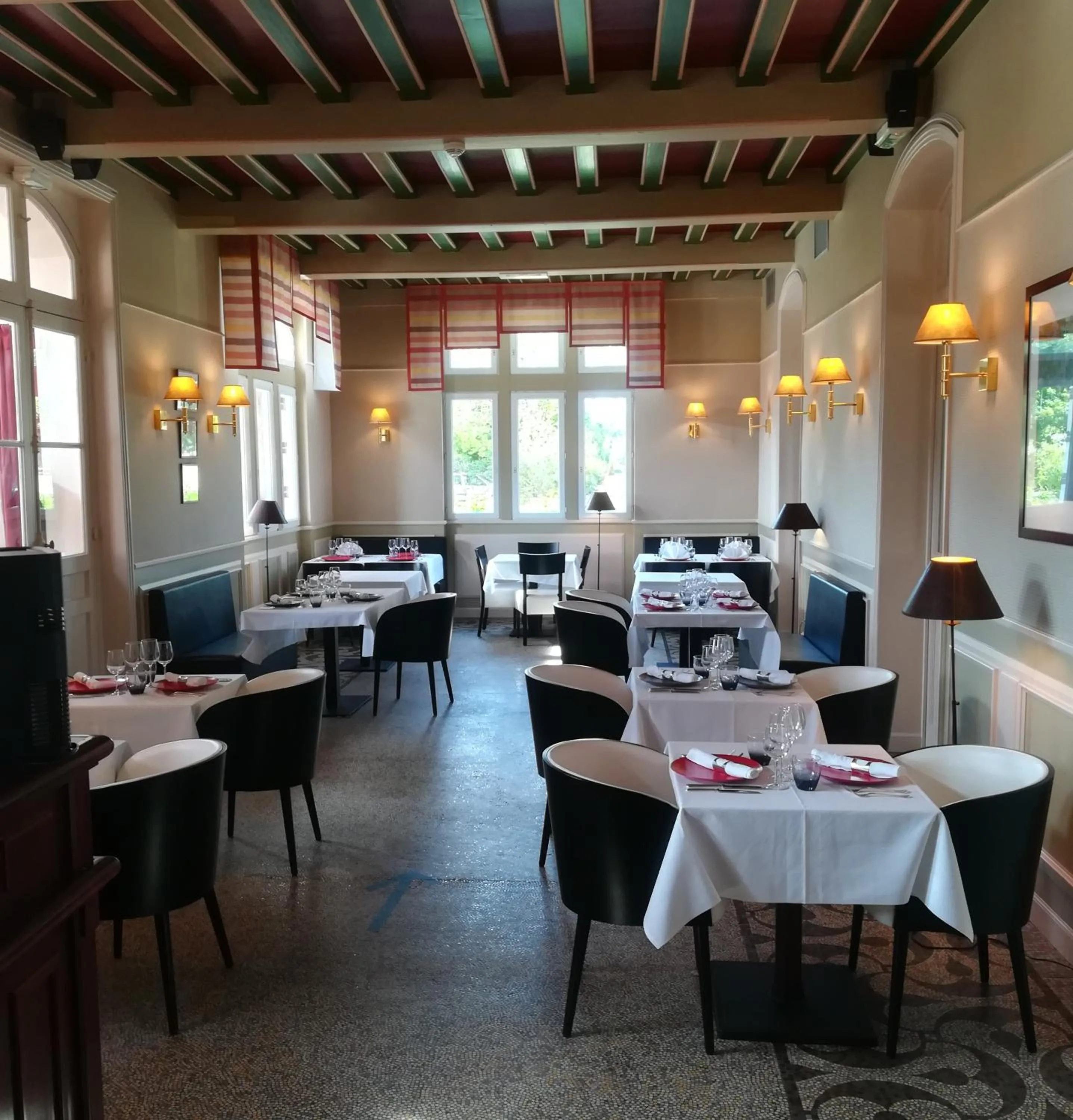 Restaurant/places to eat in Le Domaine des Roches, Hotel & Spa