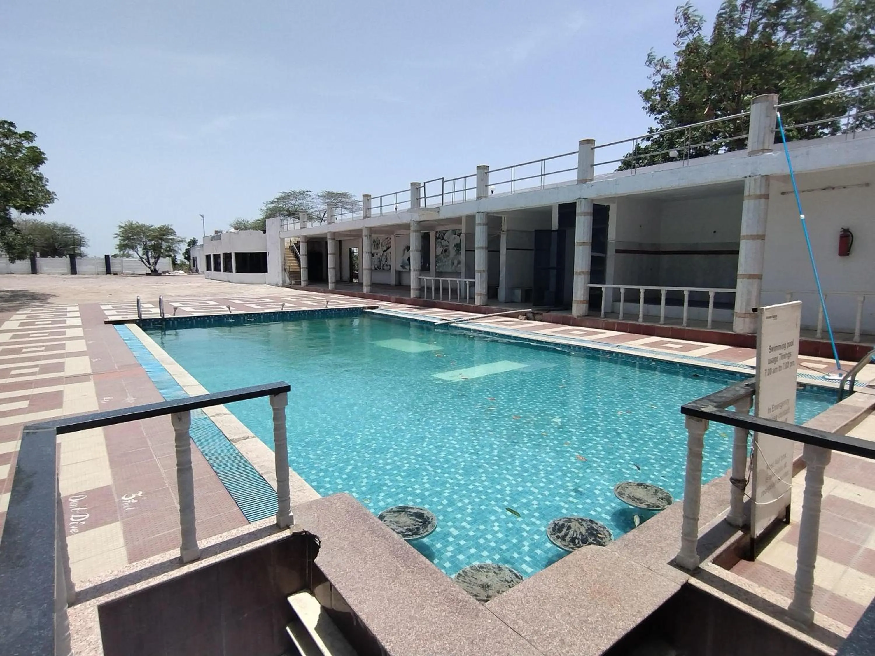 Day in Viceroy Resort