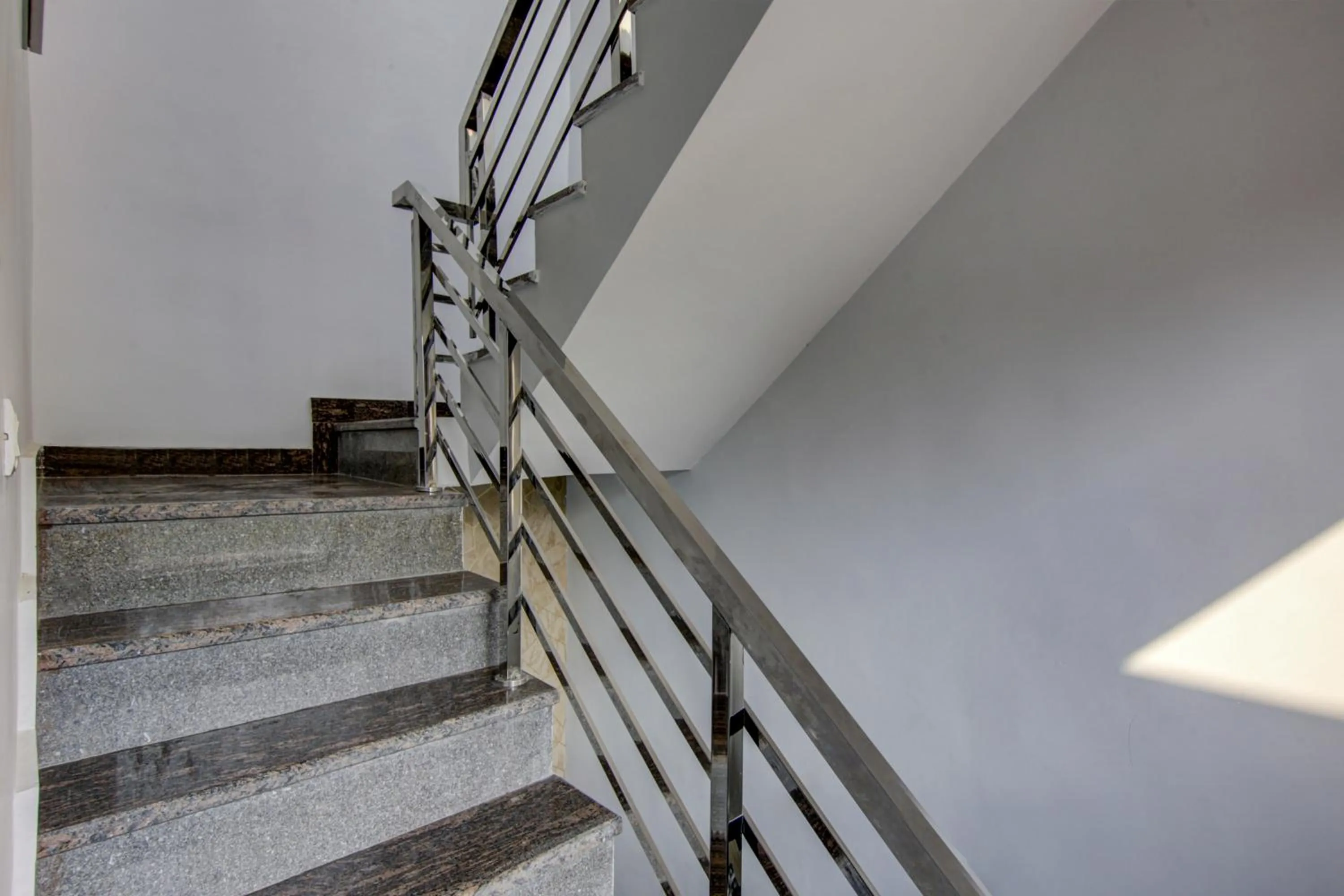 Lobby or reception in Treebo Sai Village, Manesar