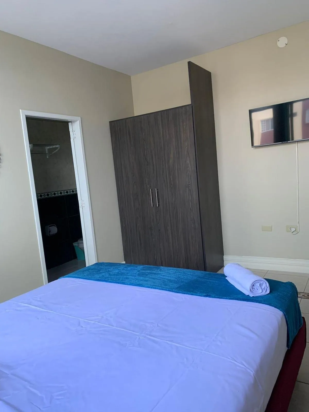 towels in Reef Manta