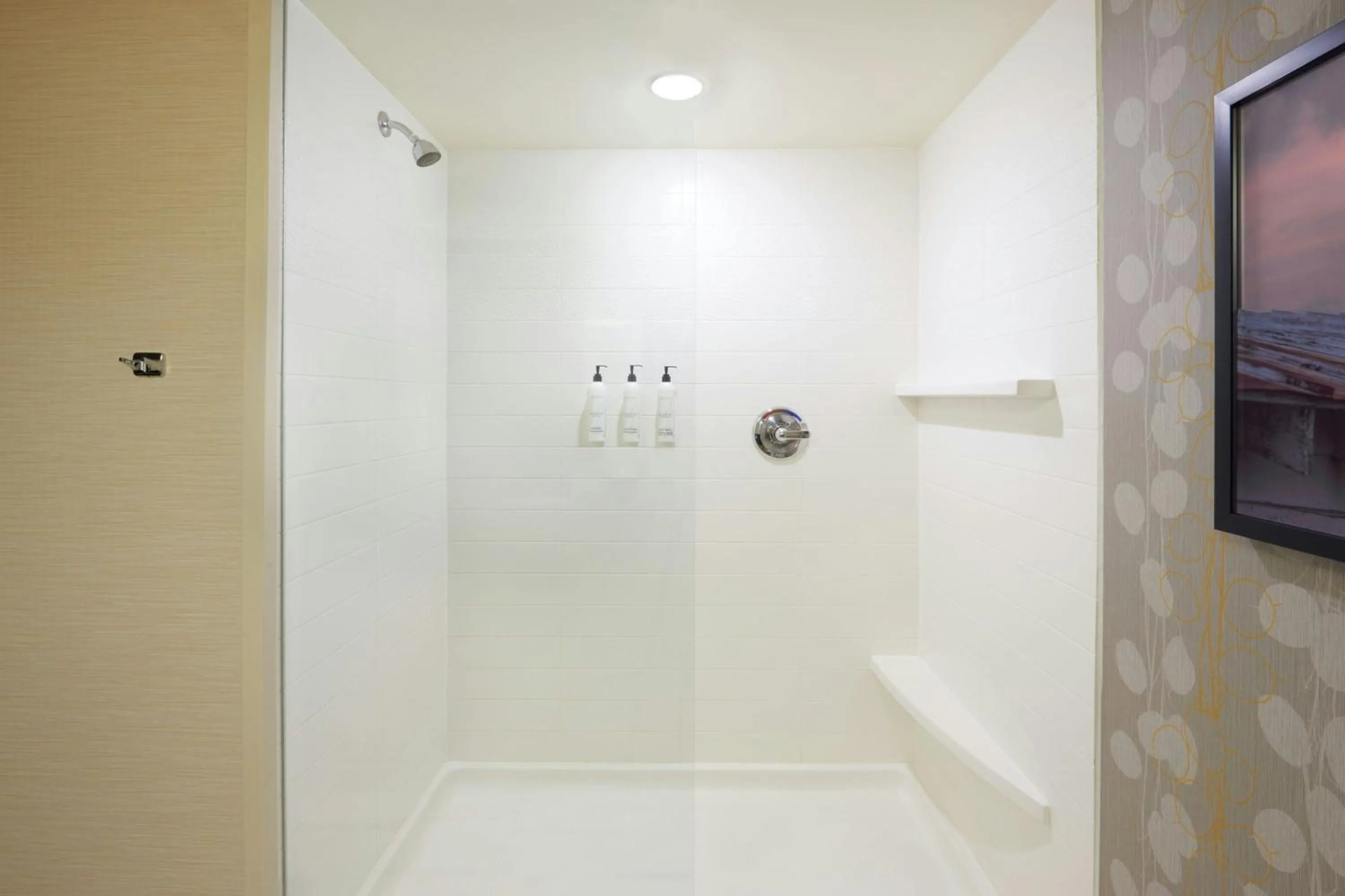 Bathroom in Fairfield Inn & Suites by Marriott Calgary Downtown