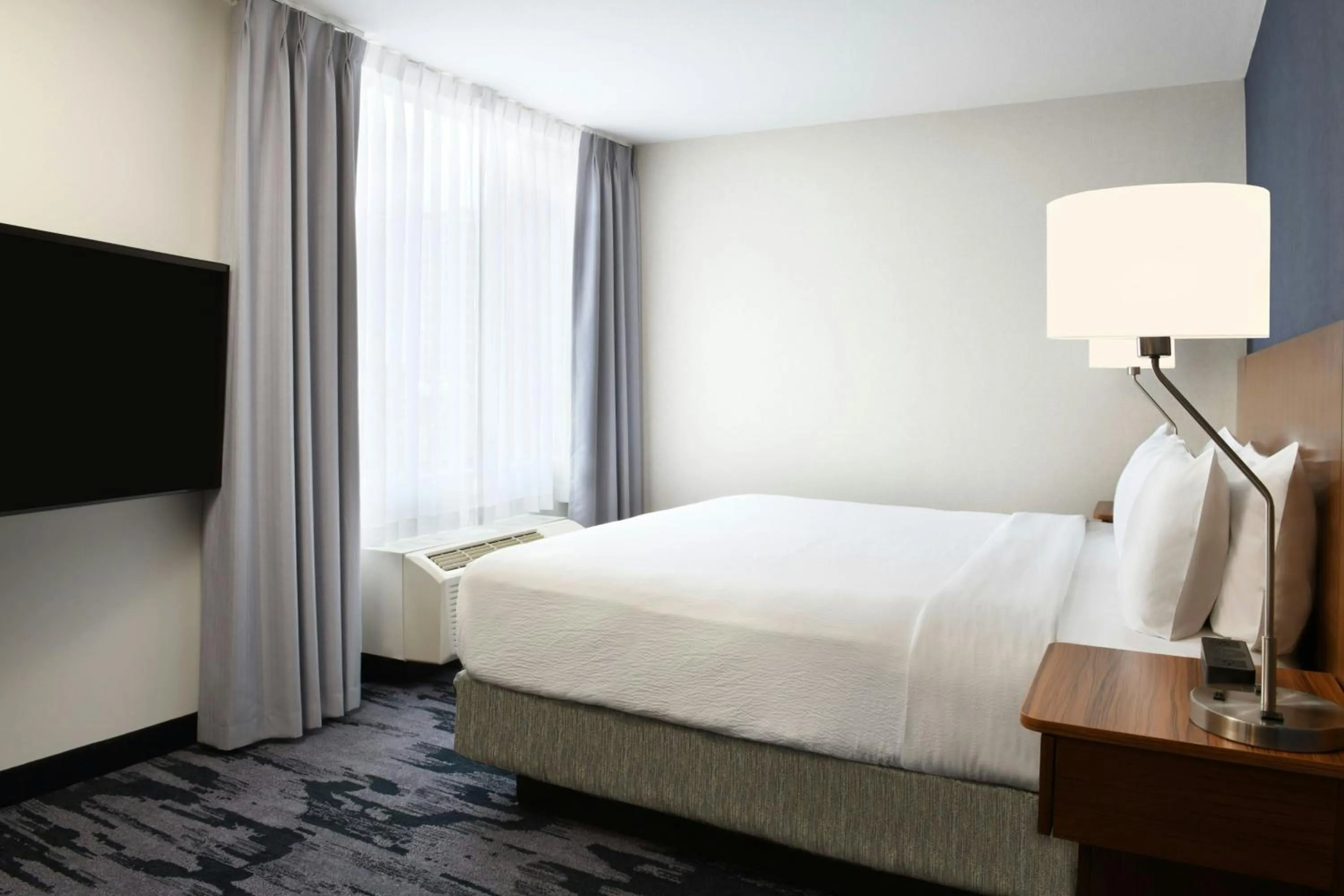 Bedroom, Bed in Fairfield Inn & Suites by Marriott Calgary Downtown