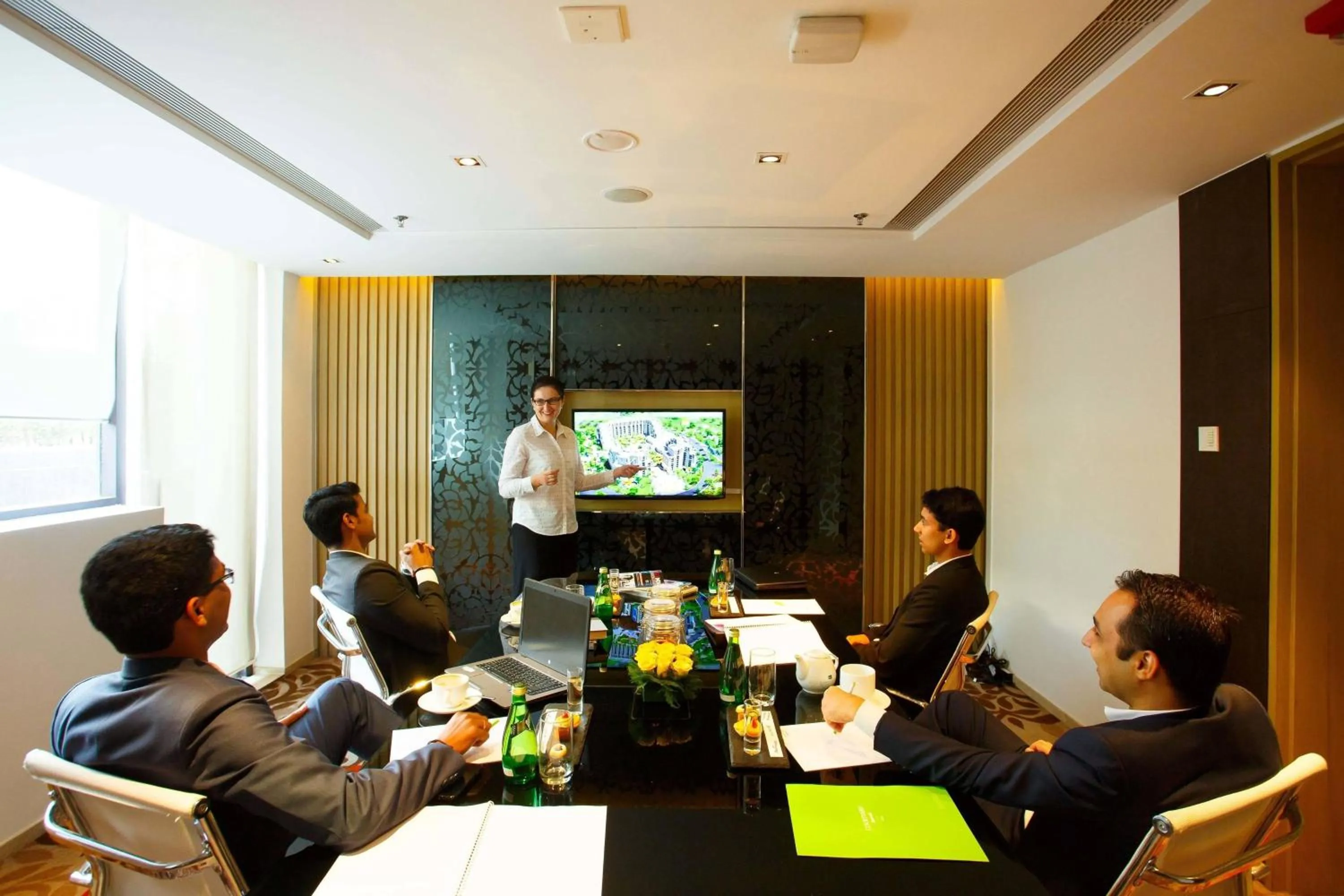 Meeting/conference room in Courtyard by Marriott Agra