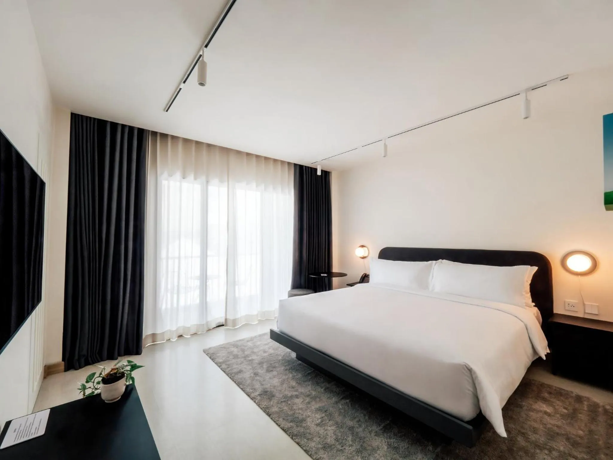 Bedroom, Bed in The StandardX, Bangkok Phra Arthit