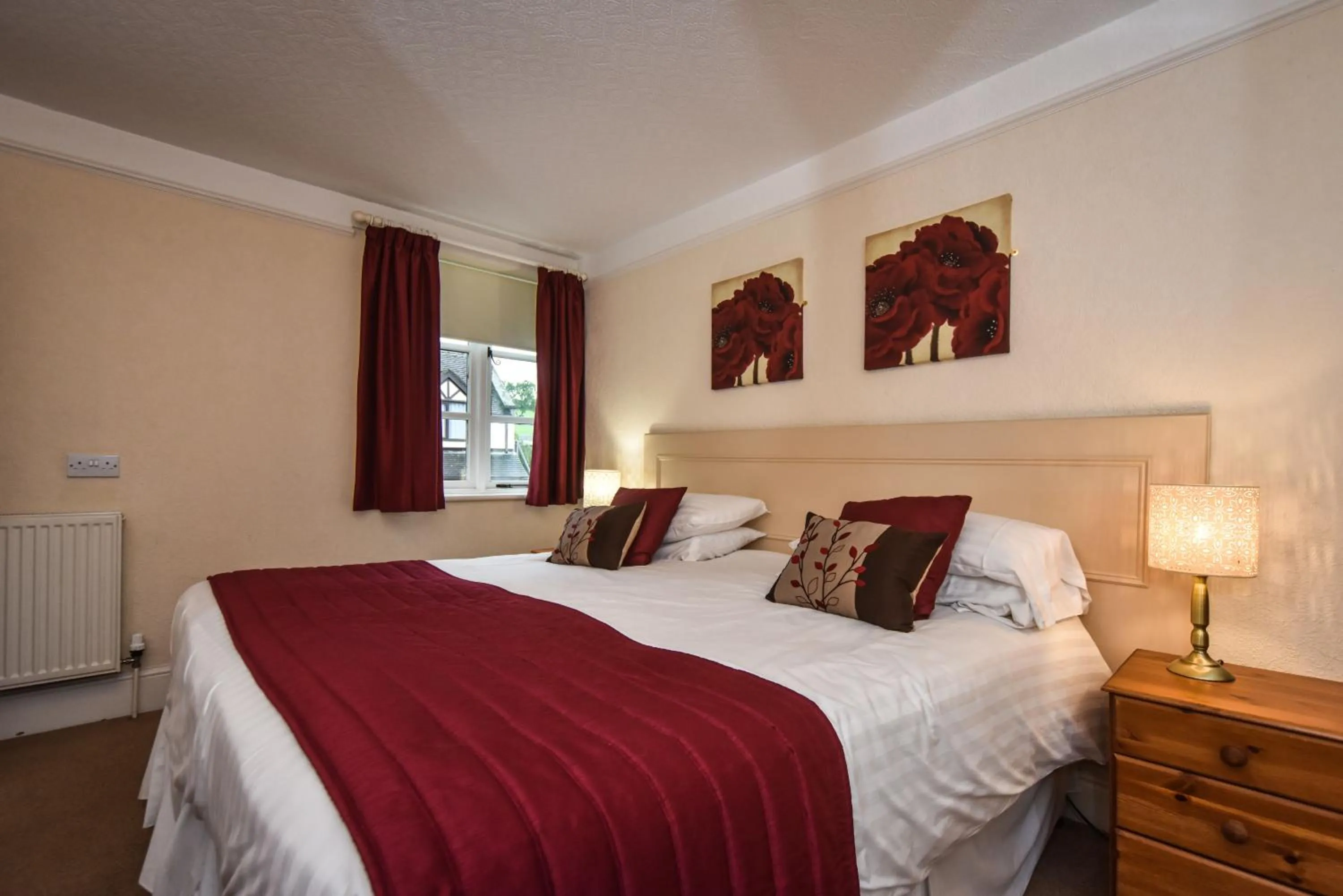 Bed in The Bentley Brook Inn