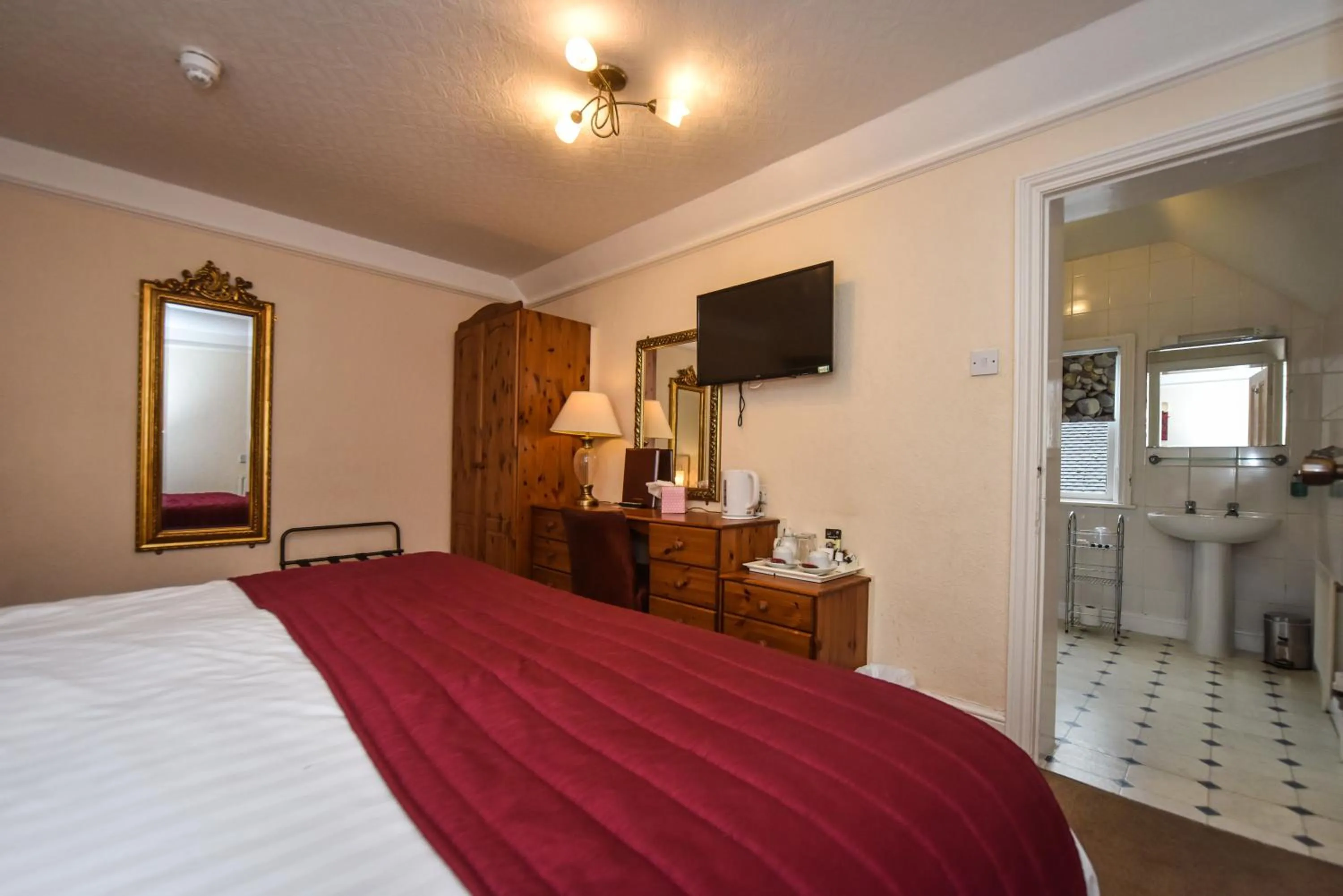 Bed in The Bentley Brook Inn