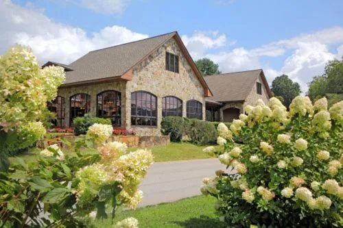 Property building in The Dillard House