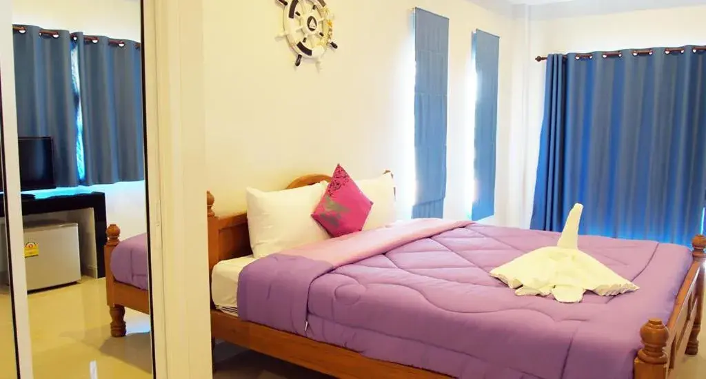 Bed in KP Mountain Beach Bed in KP Mountain Beach